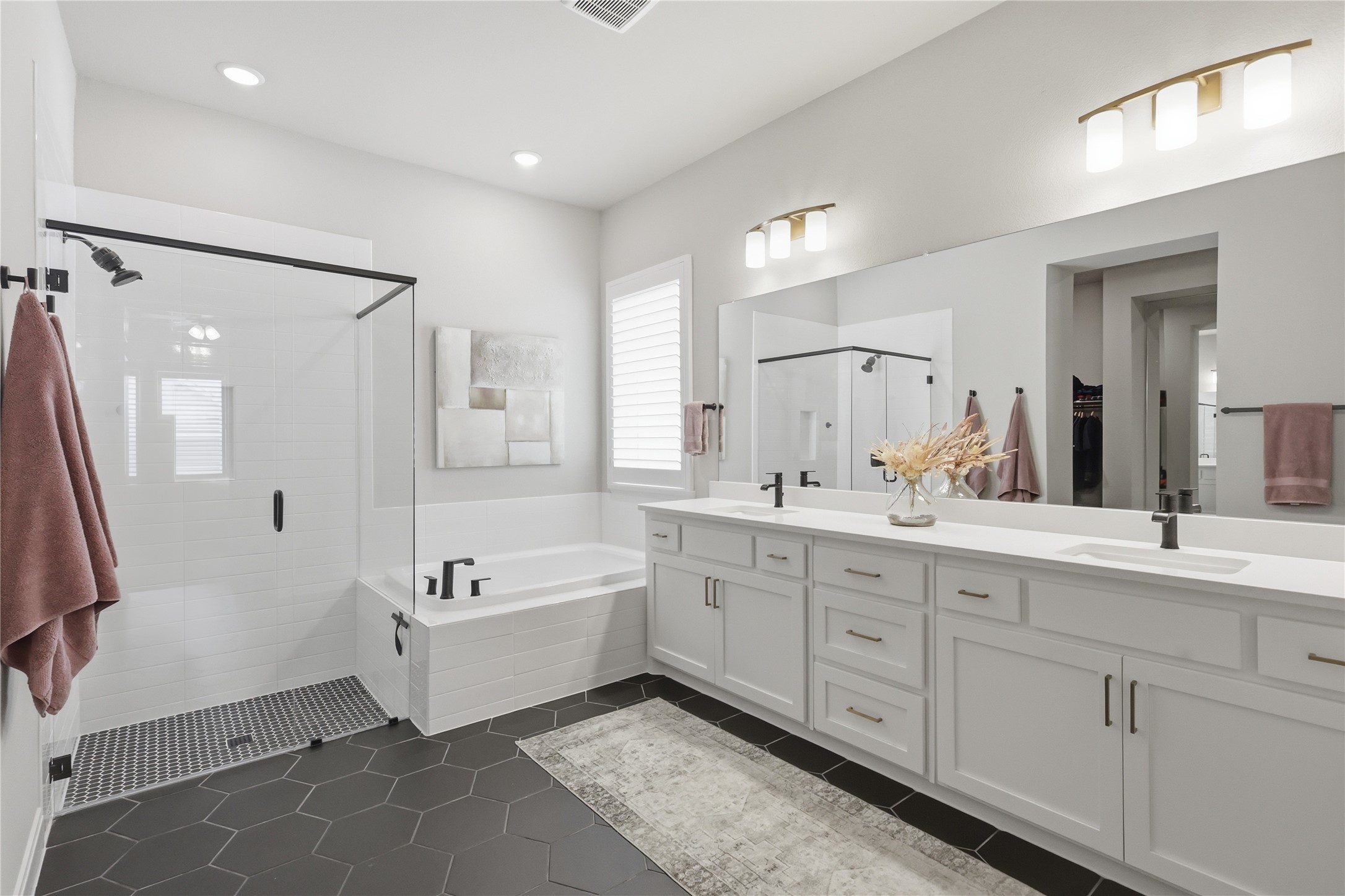 217 Pioneer Trail