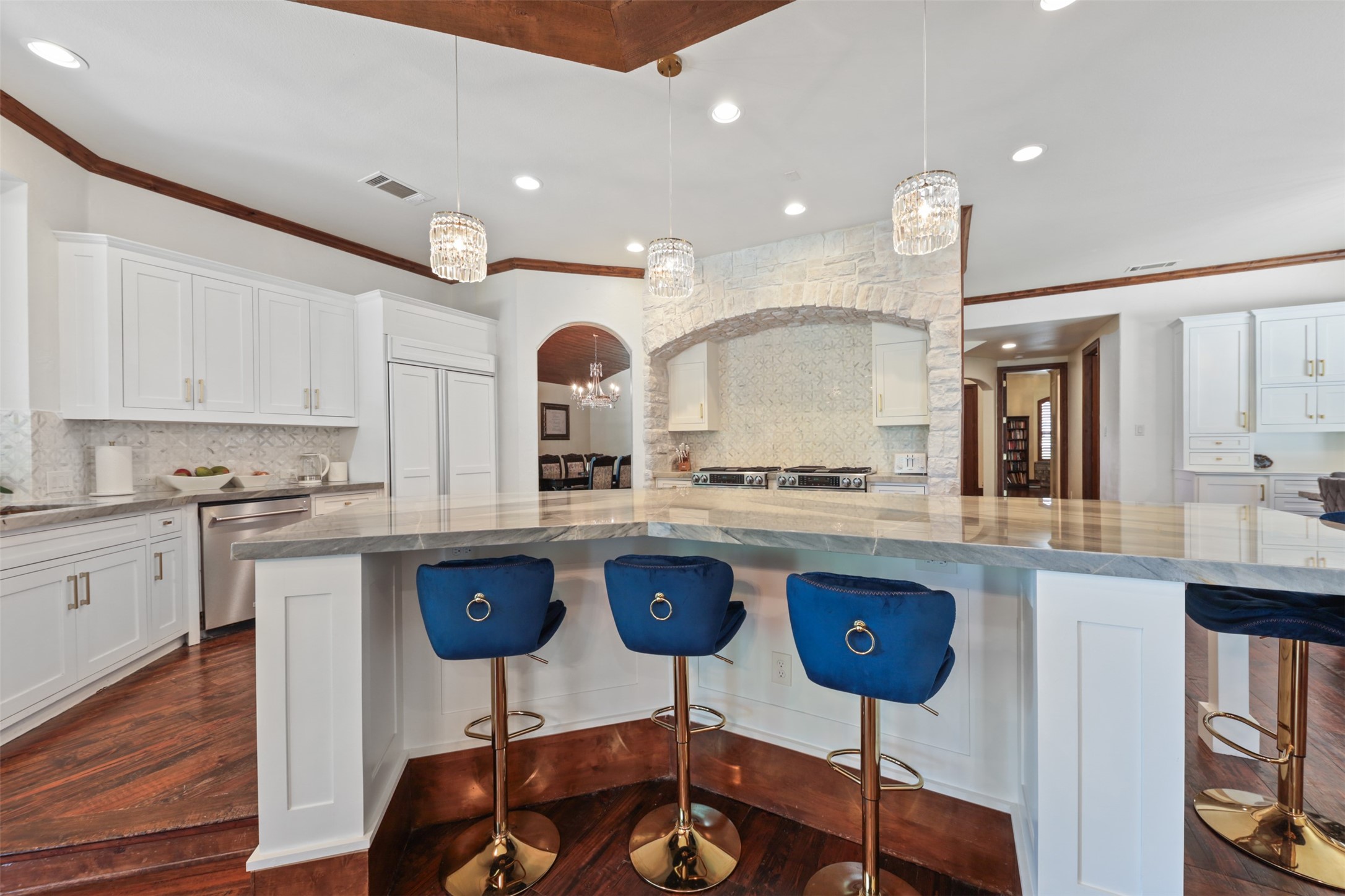 6809 Grand Falls Circle