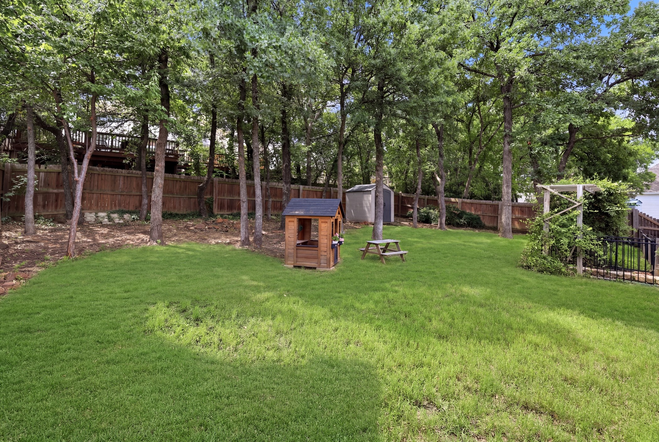 3228 Horseshoe Drive