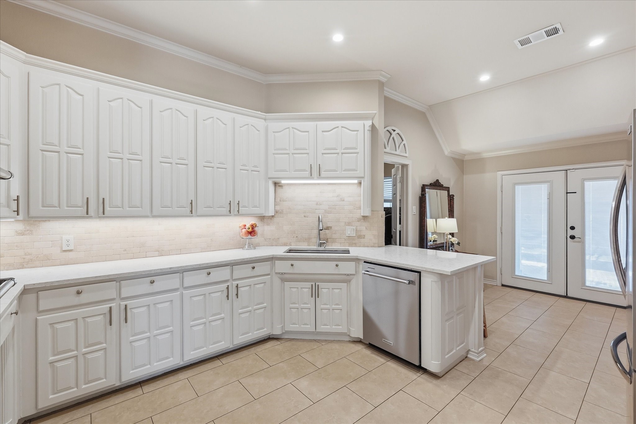 121 Honeysuckle Drive