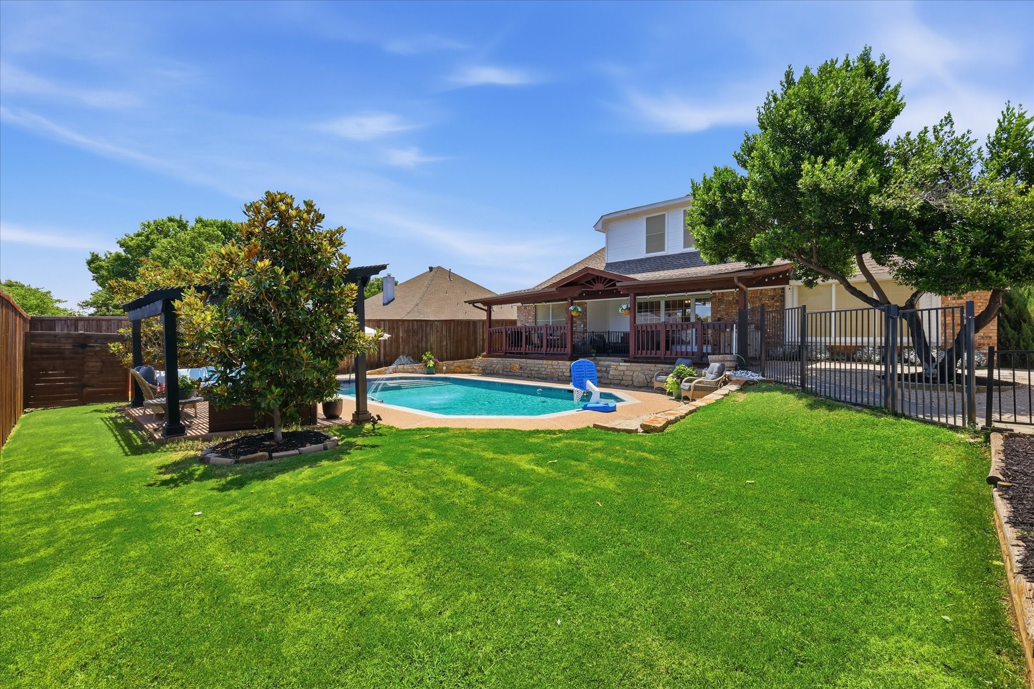 121 Honeysuckle Drive