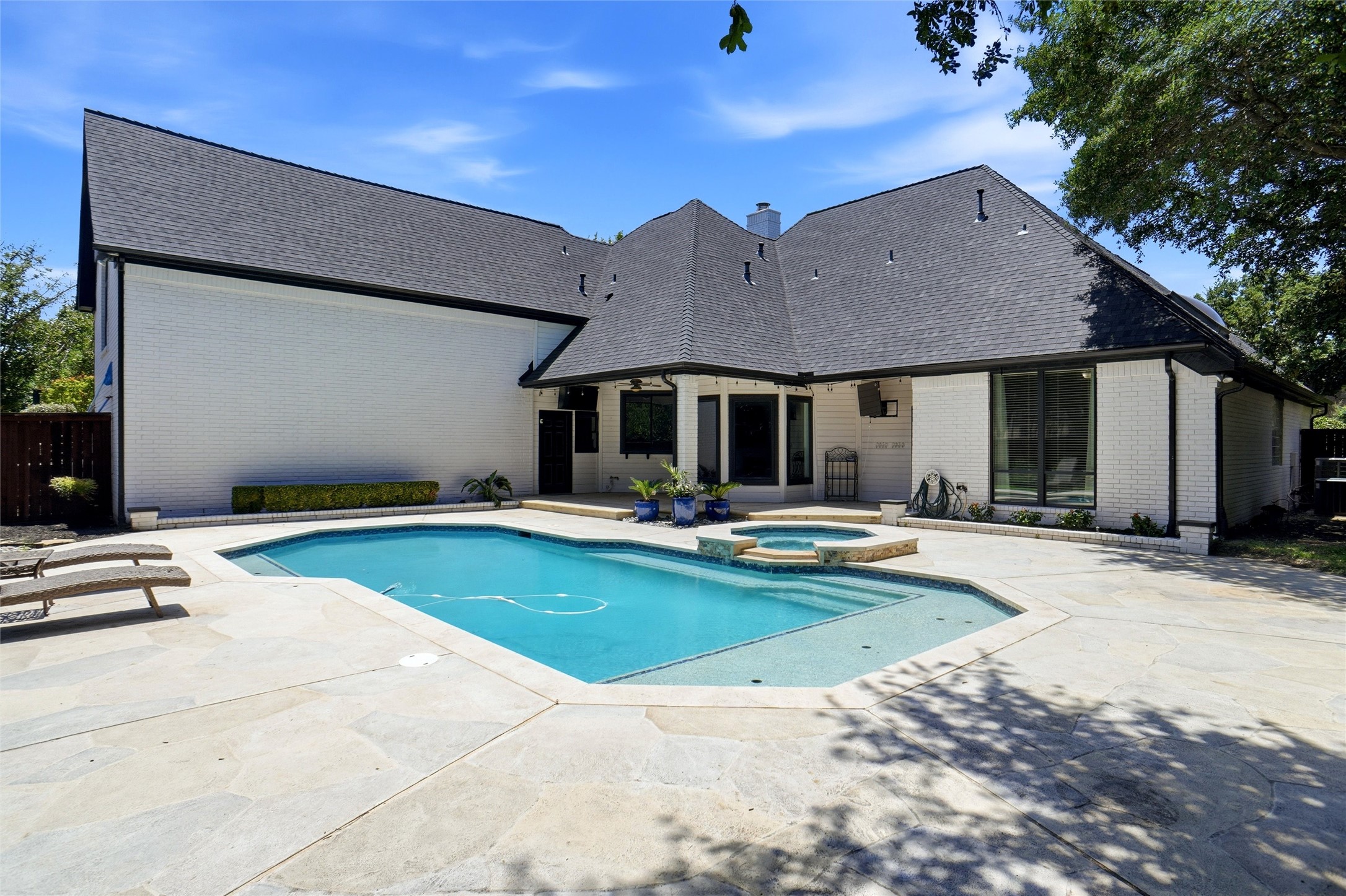 801 Ridgedale Court