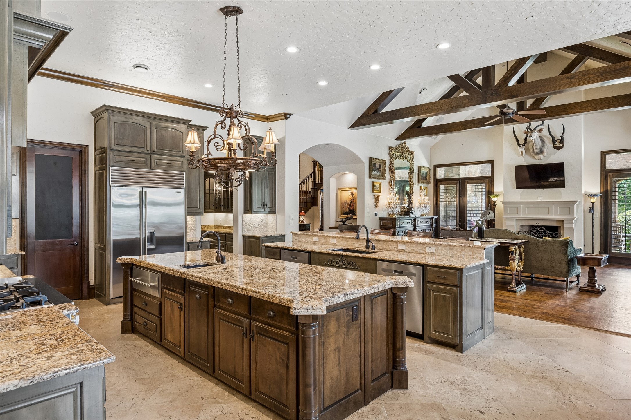 5804 Chalford Common