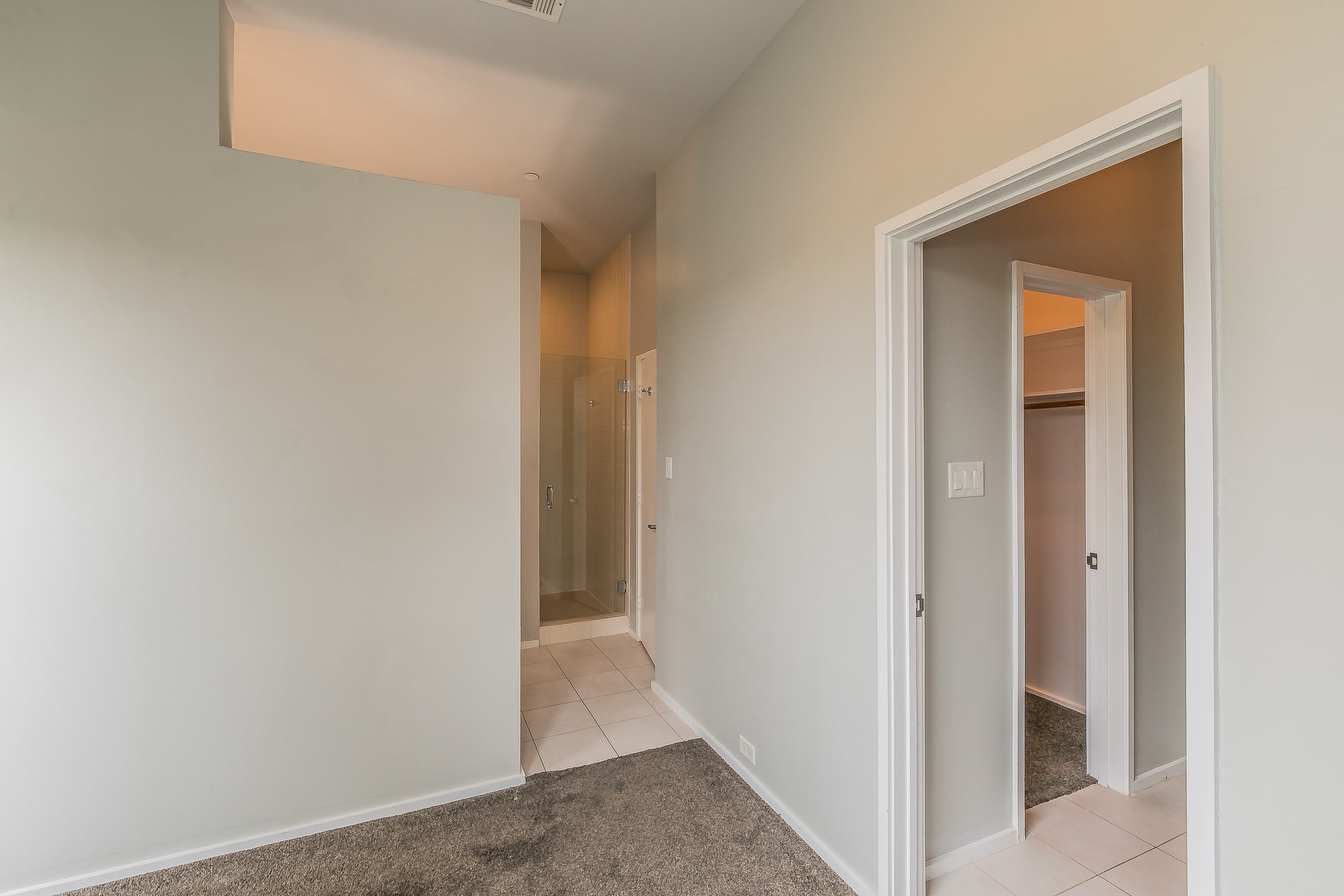 5205 Capitol Avenue 6