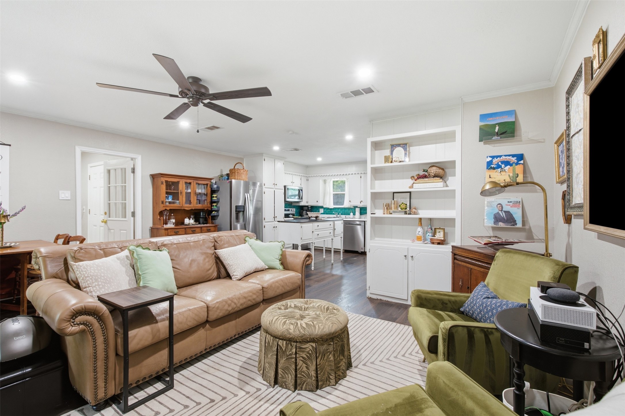 7121 Crabtree Lane