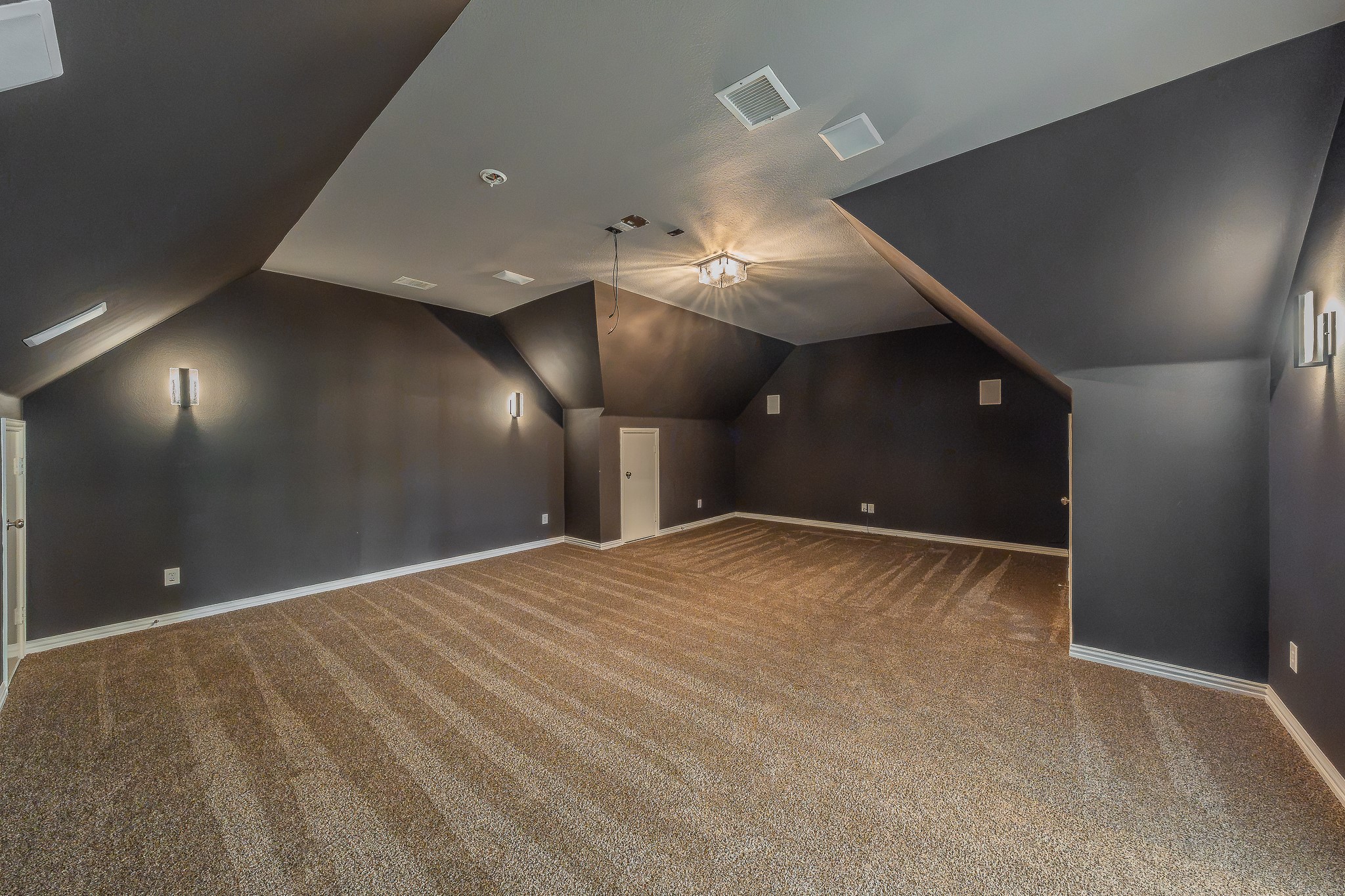 4542 Carraway Drive