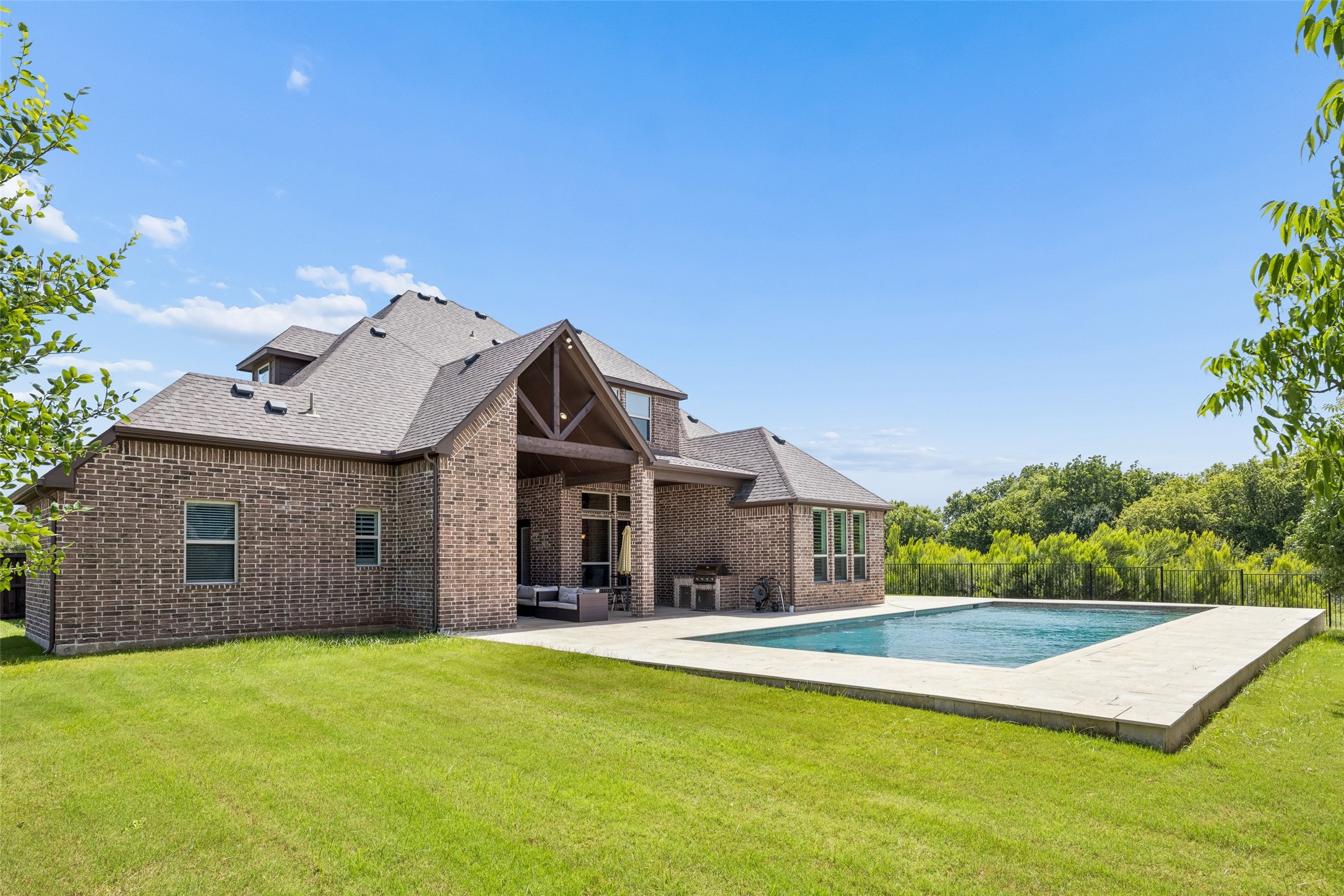 801 Rose Court