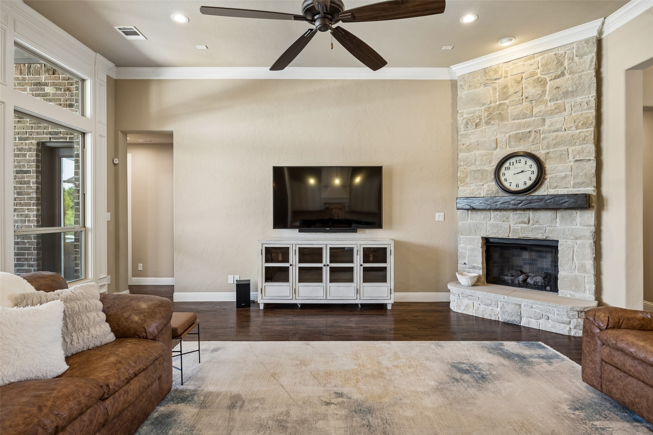 801 Rose Court