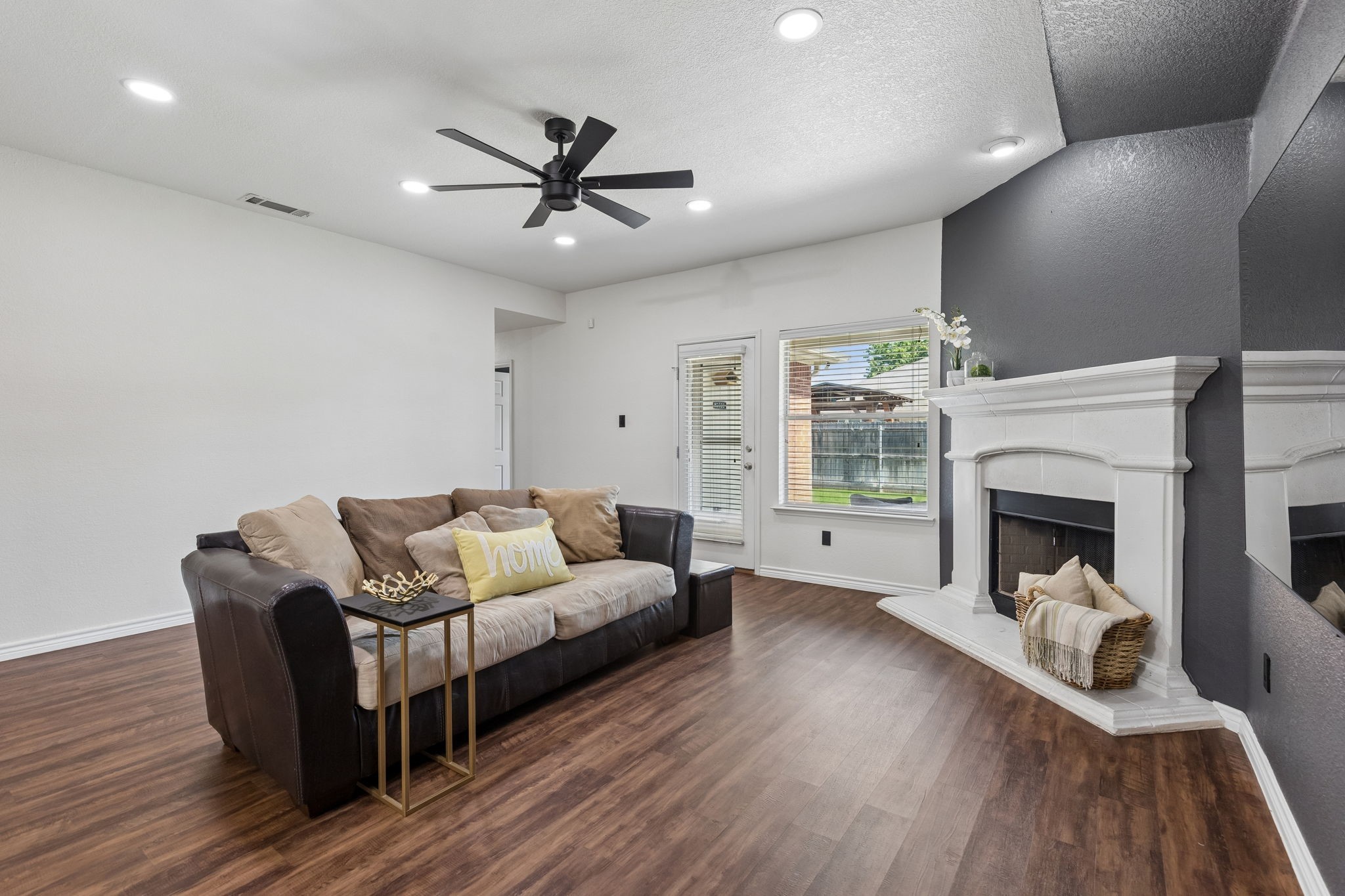 616 Steerman Court