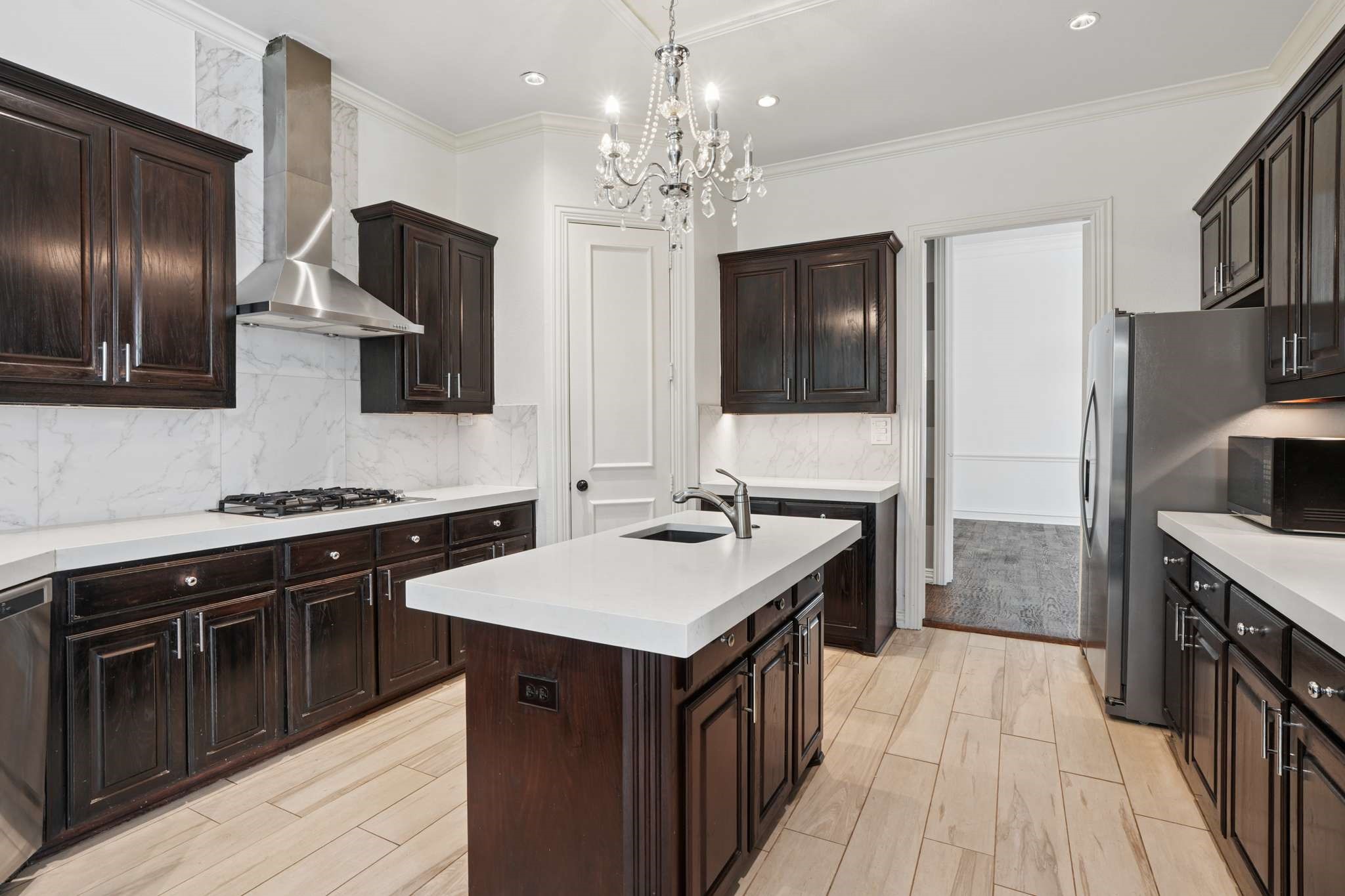 1125 Longford Circle