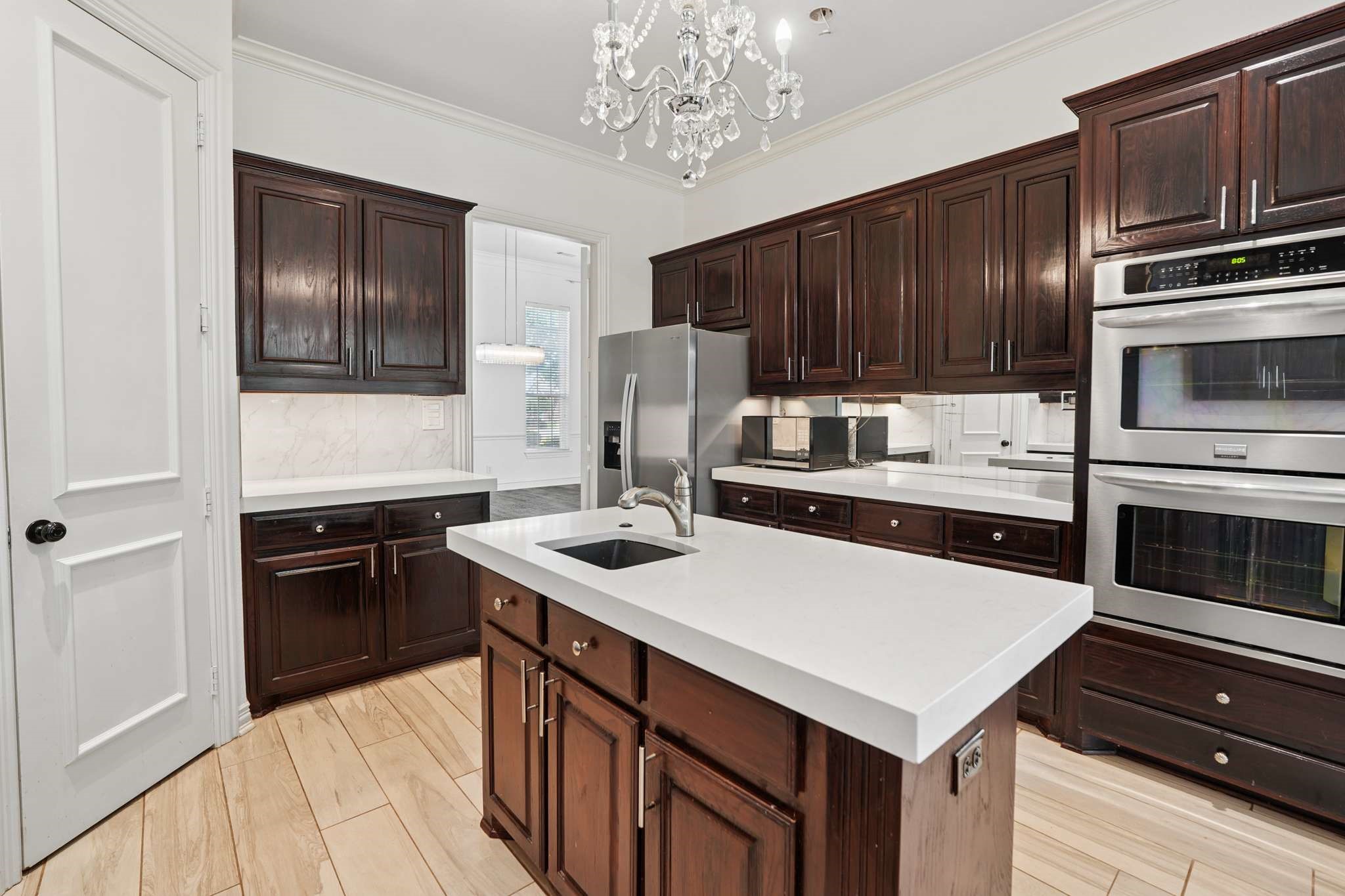1125 Longford Circle