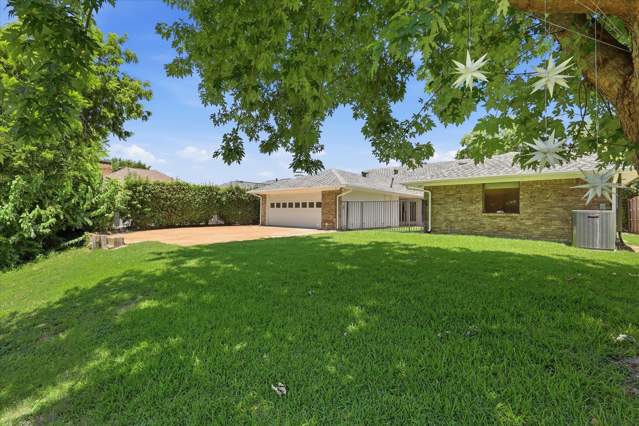 6706 La Manga Drive