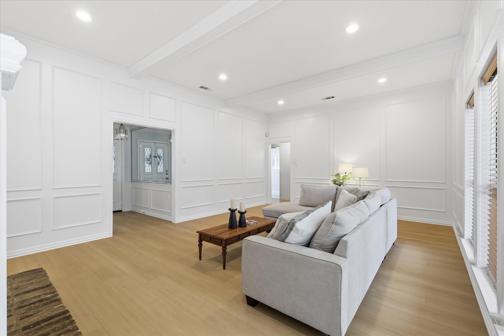 6706 La Manga Drive