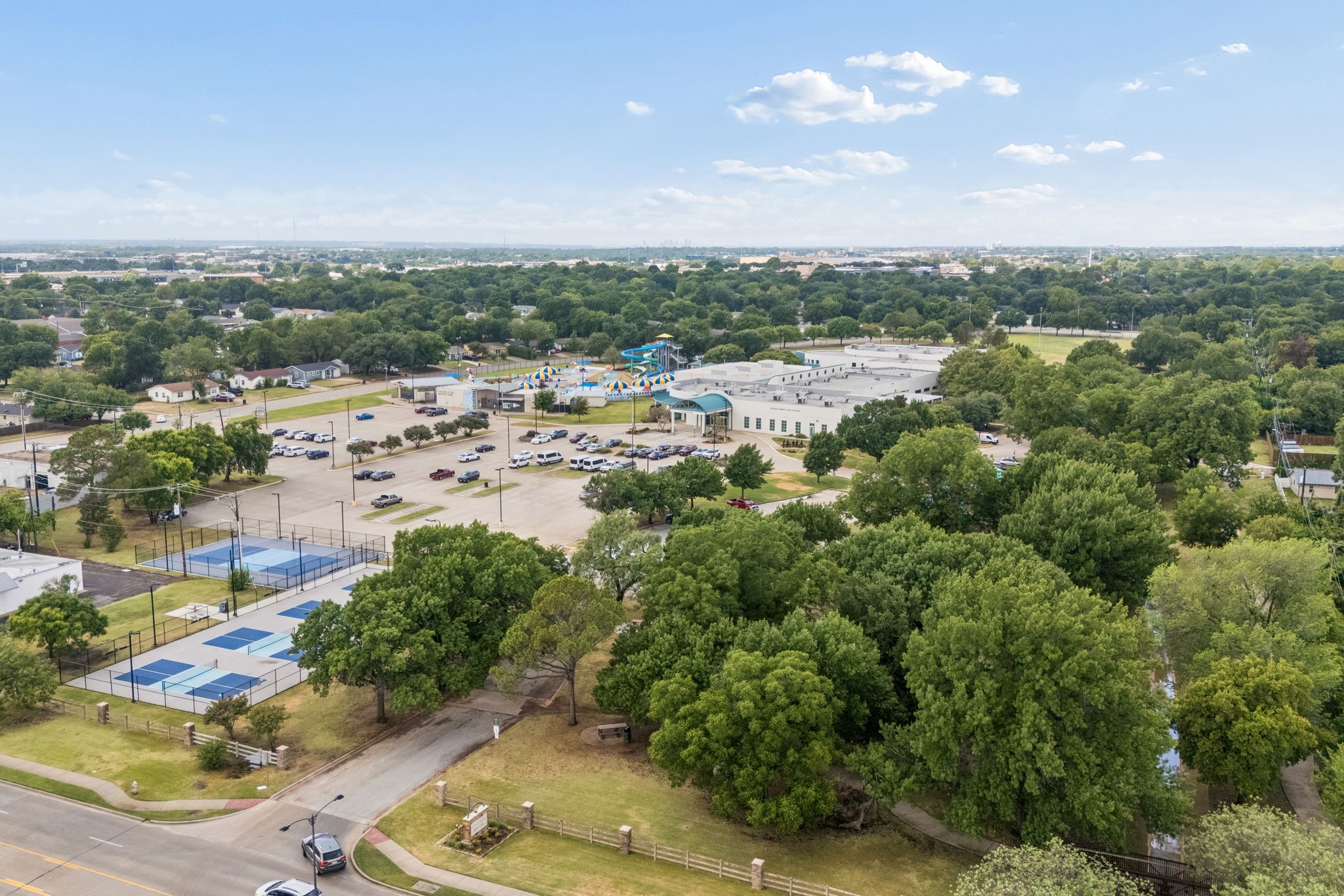 118 E Denton Drive