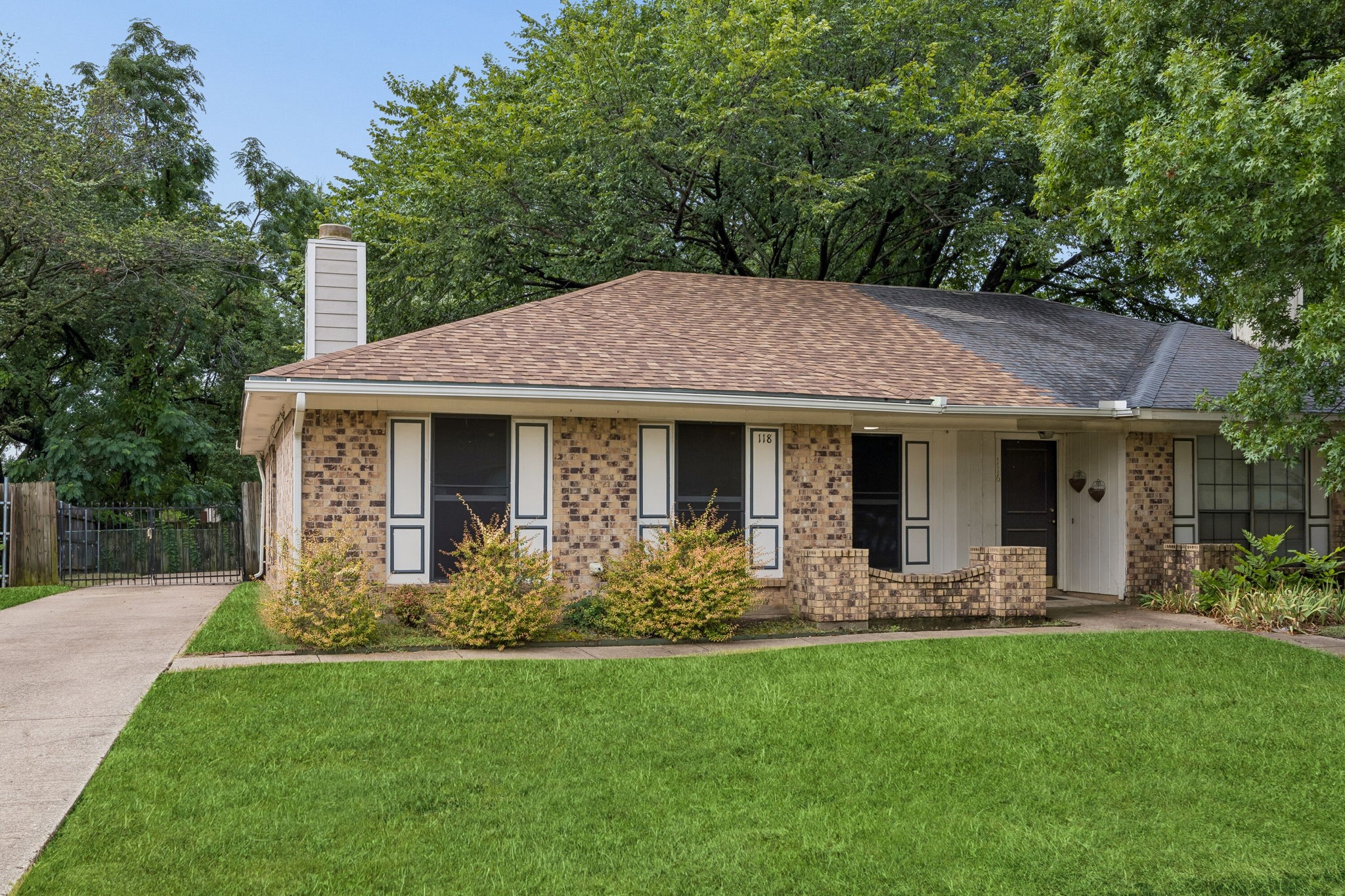 118 E Denton Drive