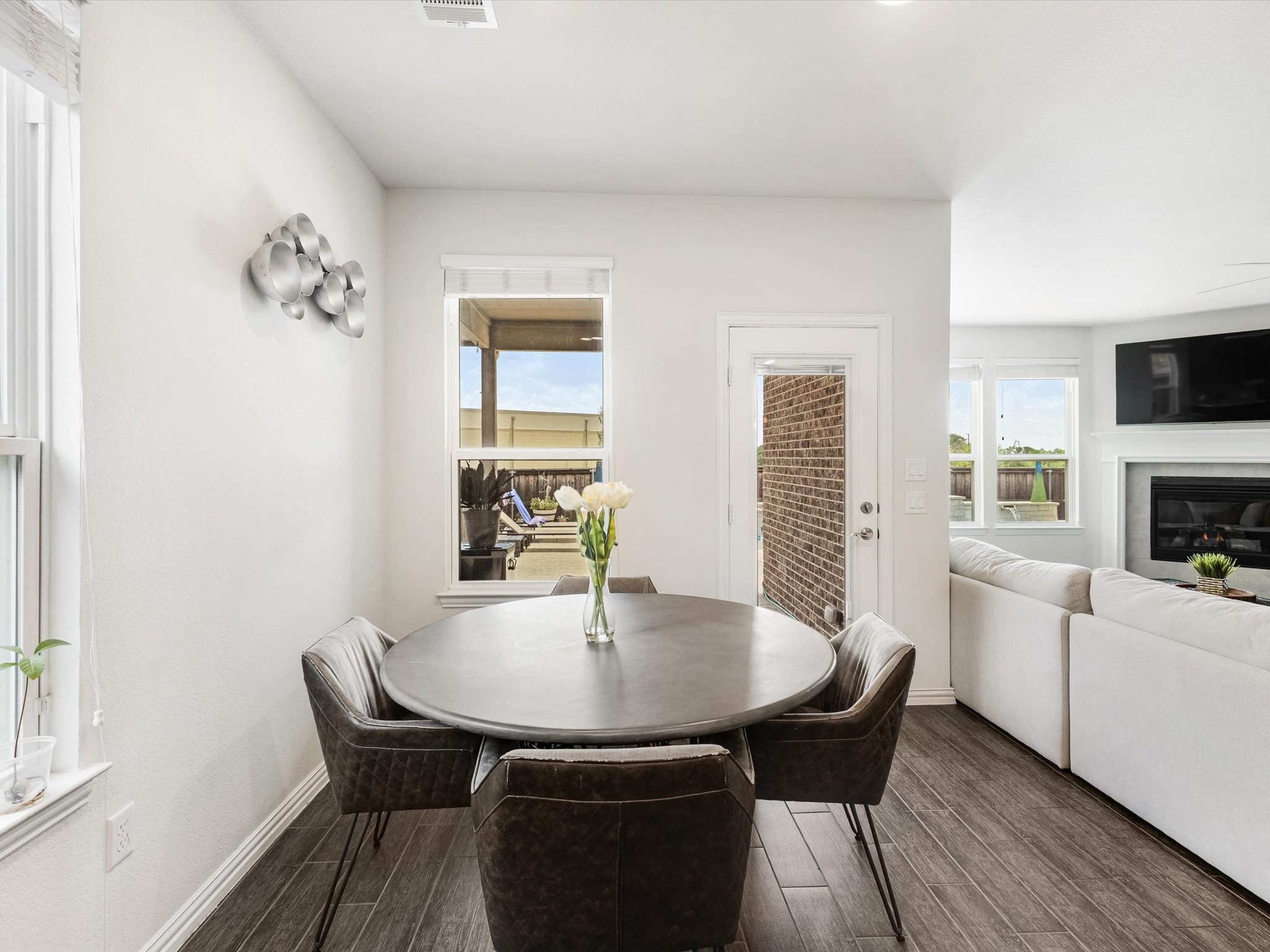 3809 Cicada Lane