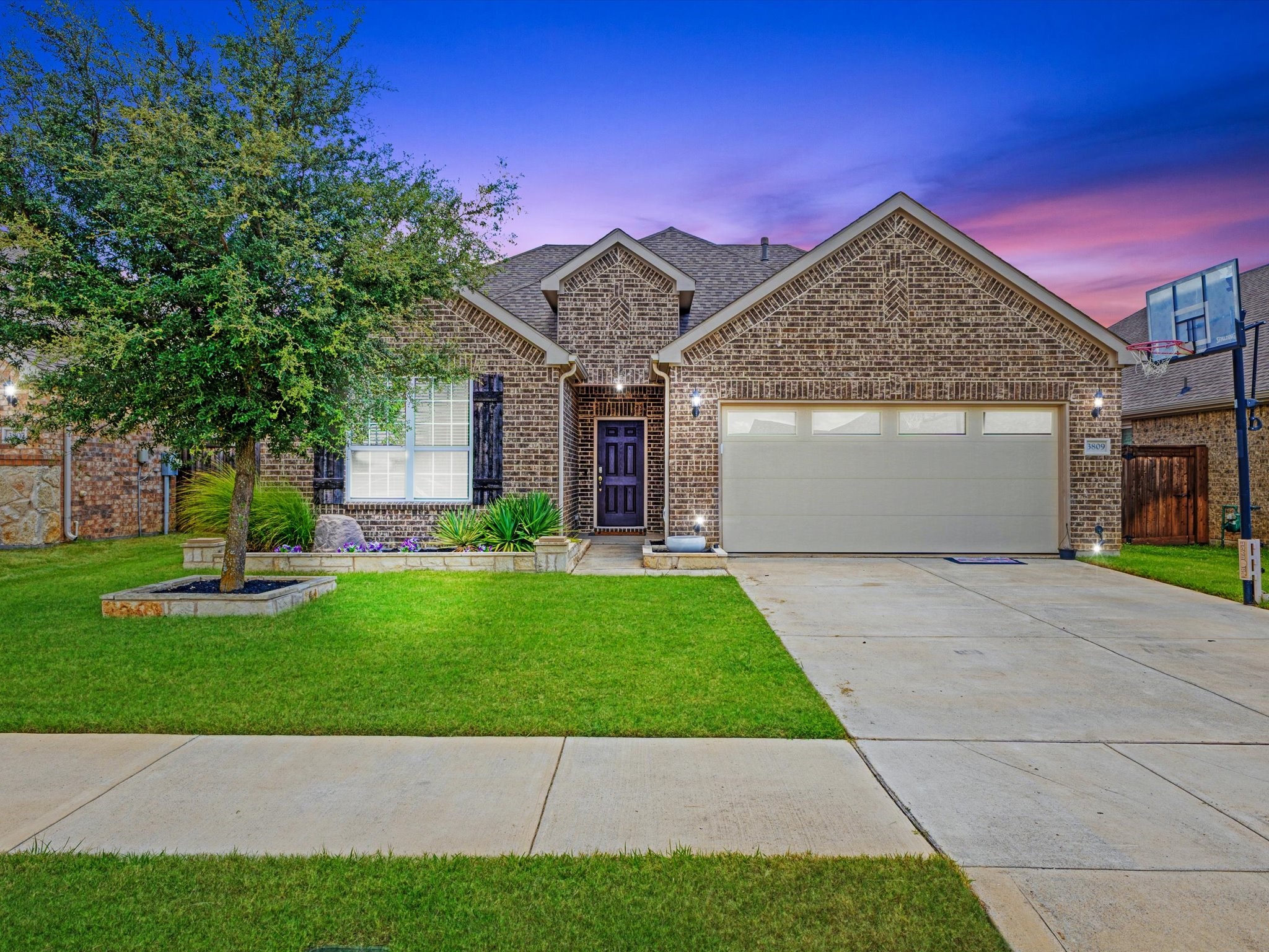 3809 Cicada Lane