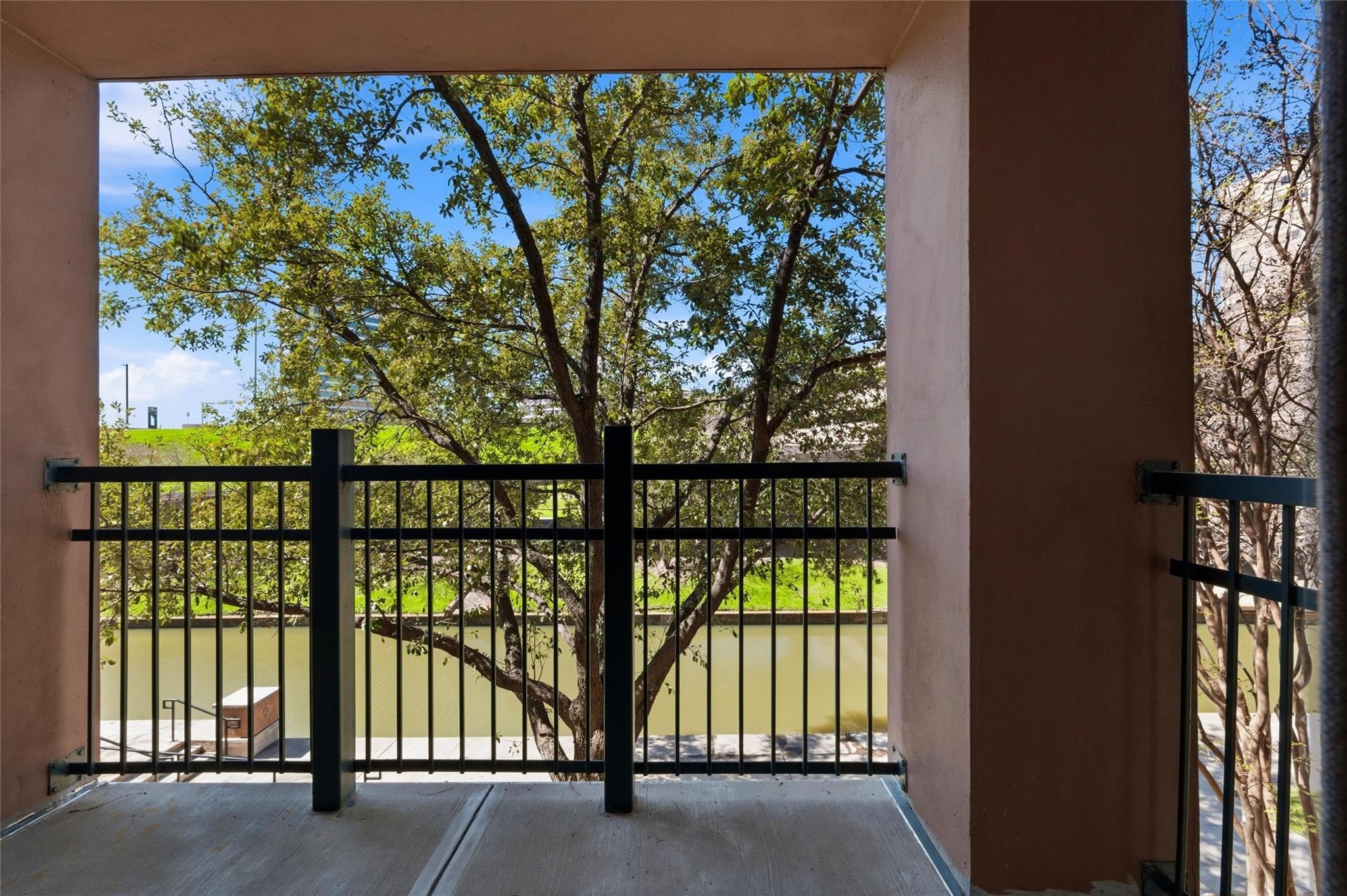 330 Las Colinas Boulevard E 236