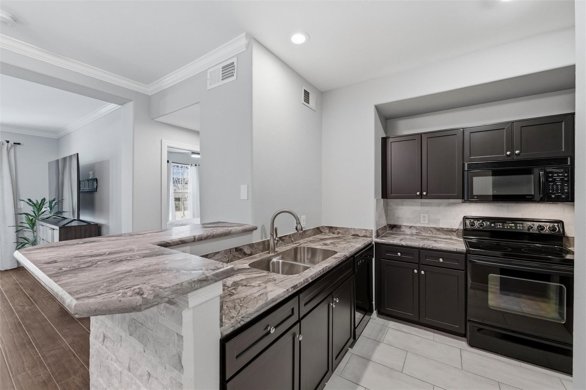 330 Las Colinas Boulevard E 236