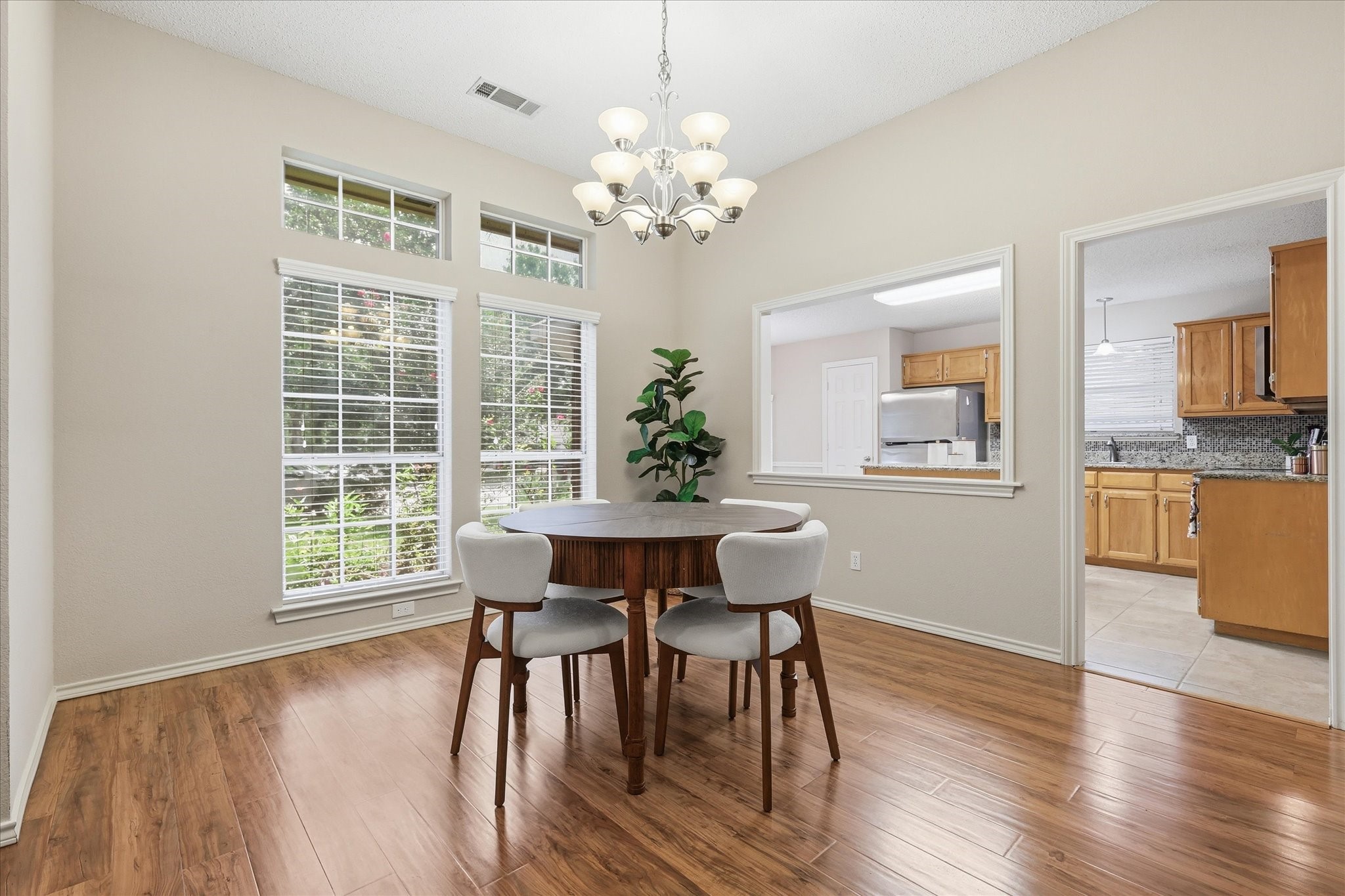 2125 Millwood Drive