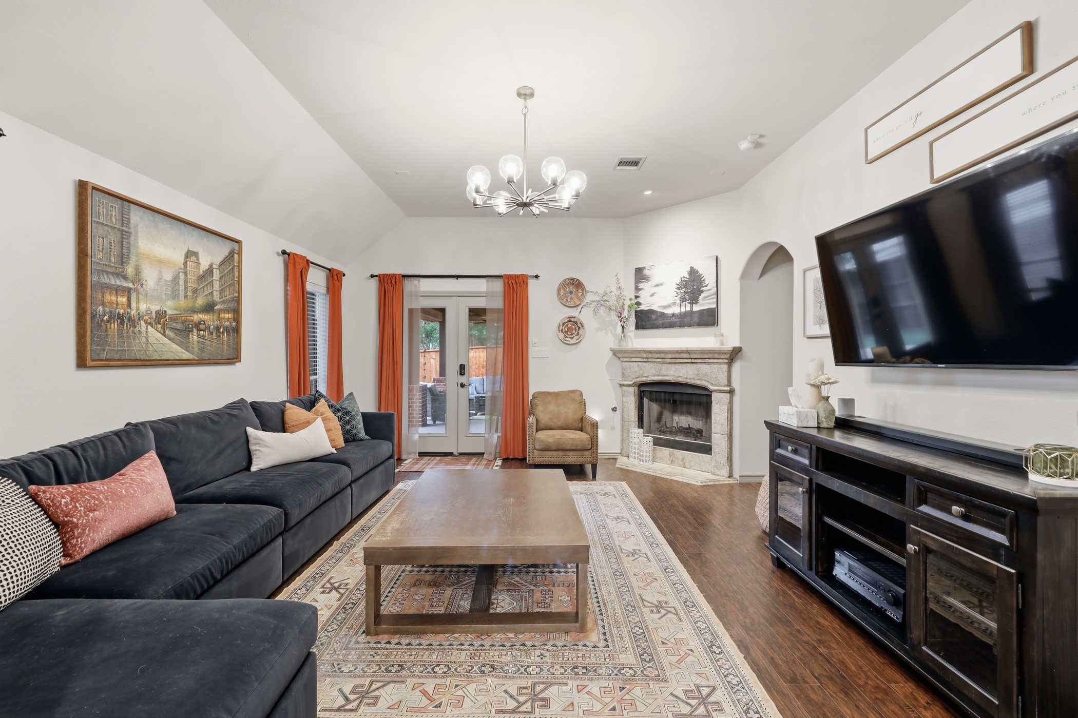 8040 Branch Hollow Trail