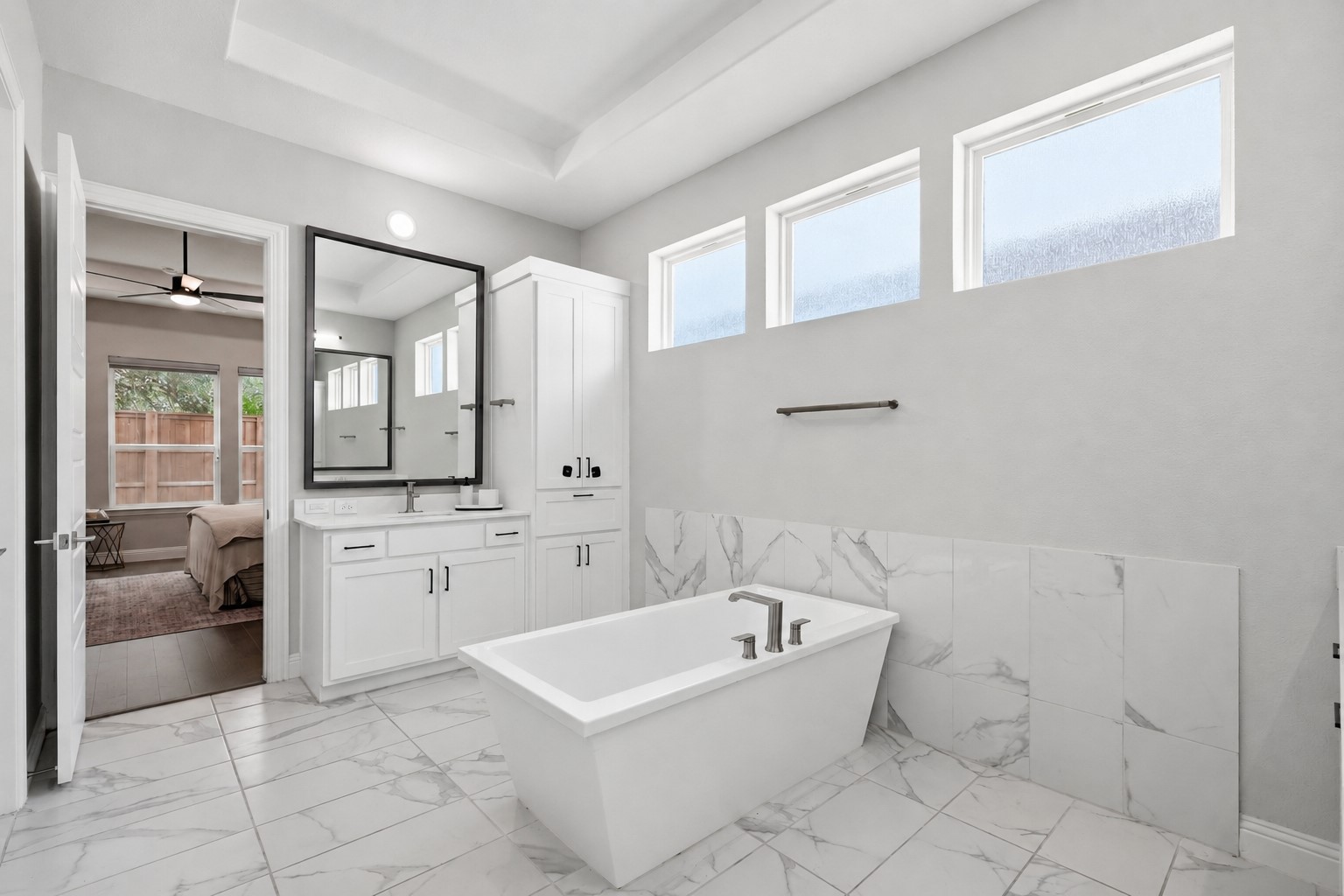 3123 Warwick Trail