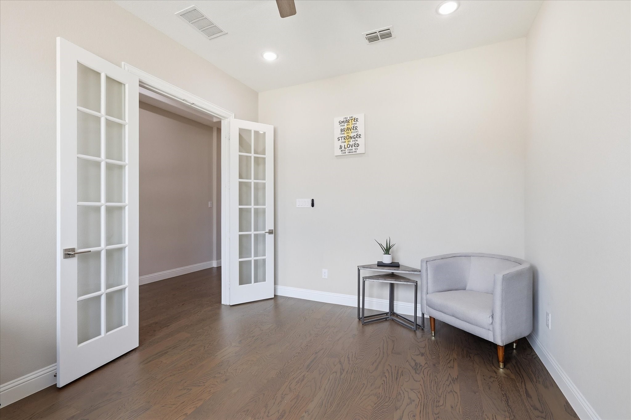 3123 Warwick Trail