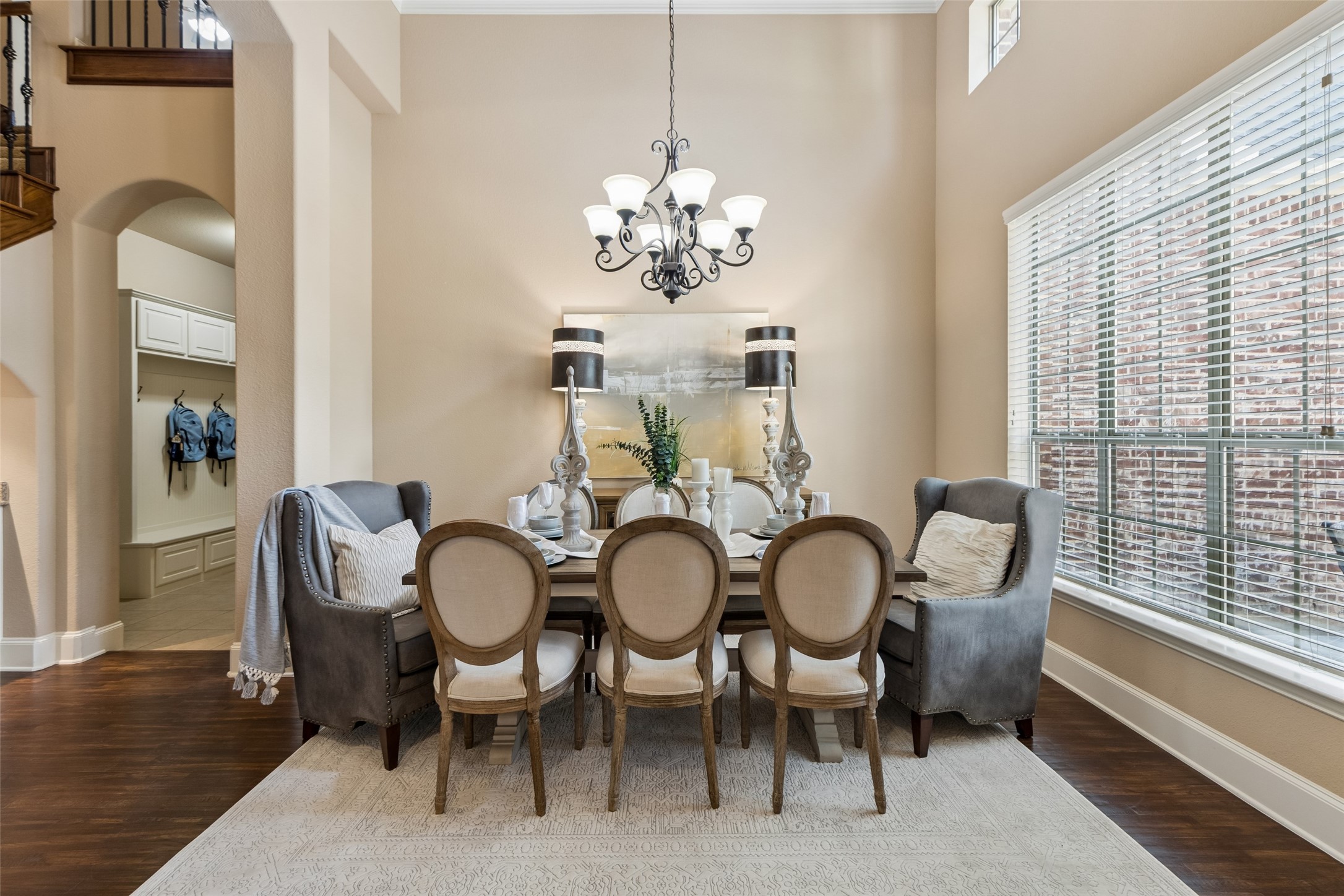 2418 Rosebury Lane