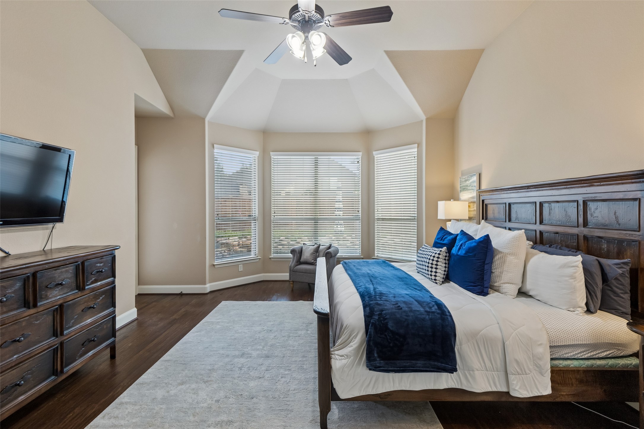 2418 Rosebury Lane
