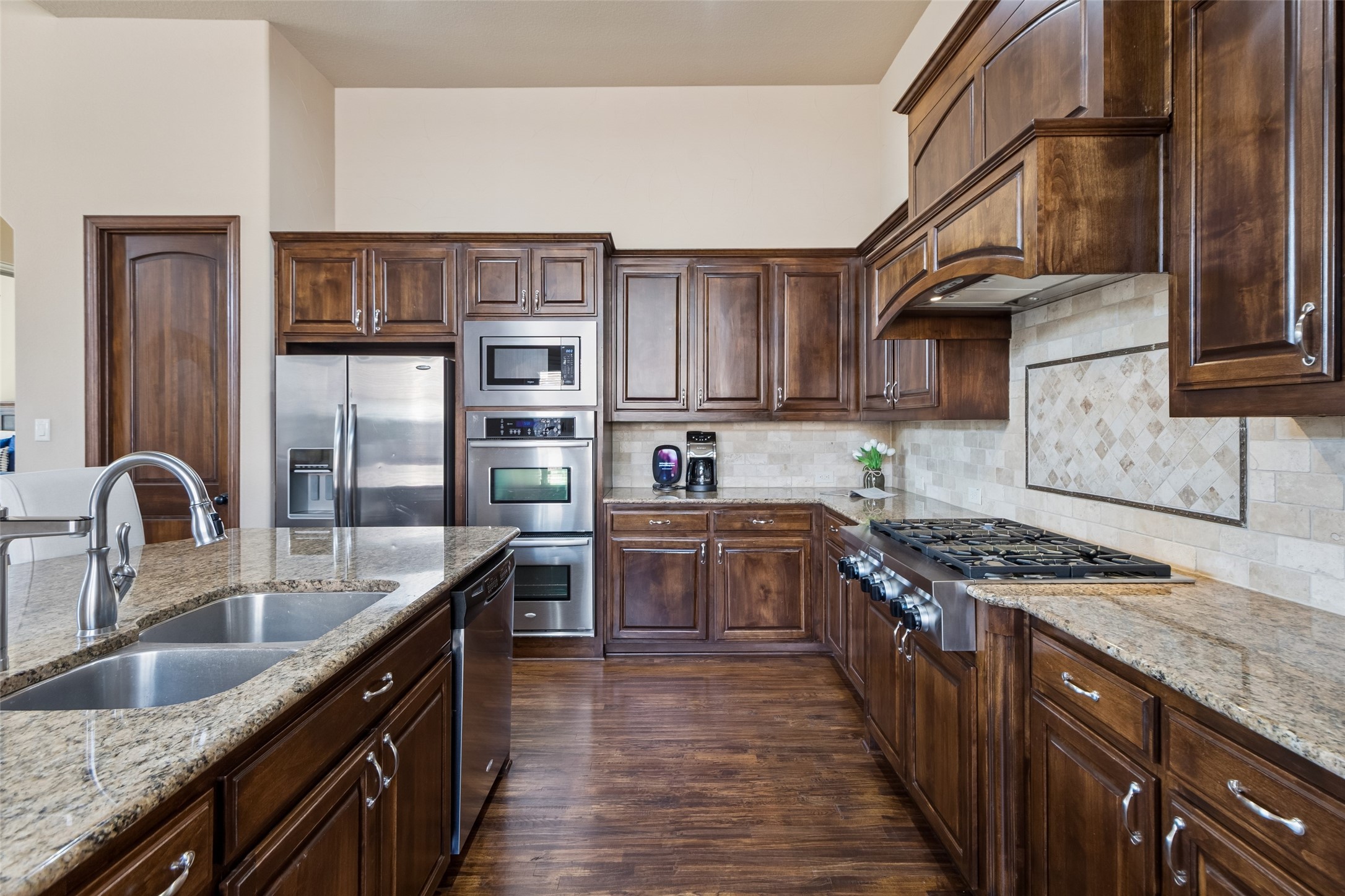 2418 Rosebury Lane