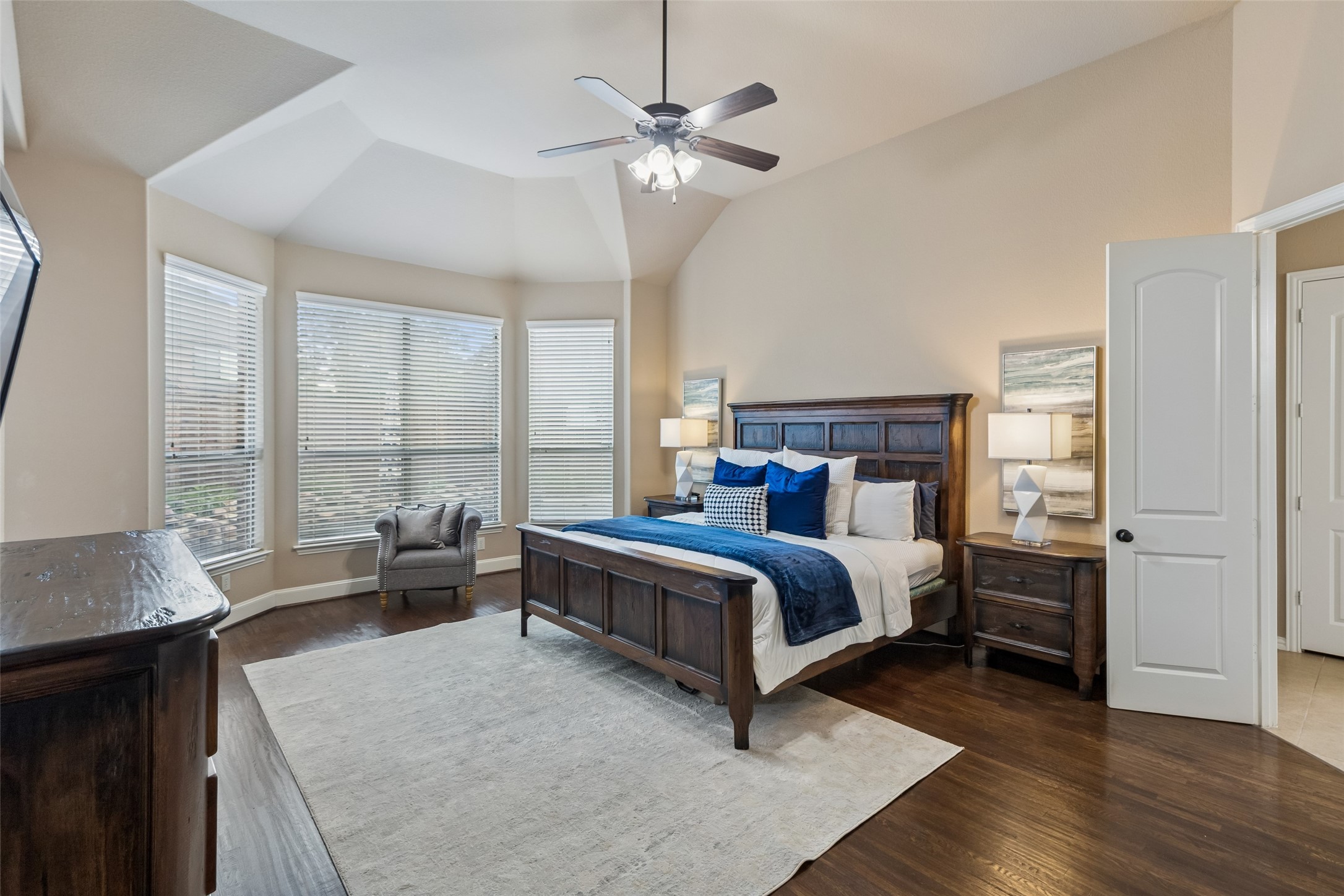 2418 Rosebury Lane