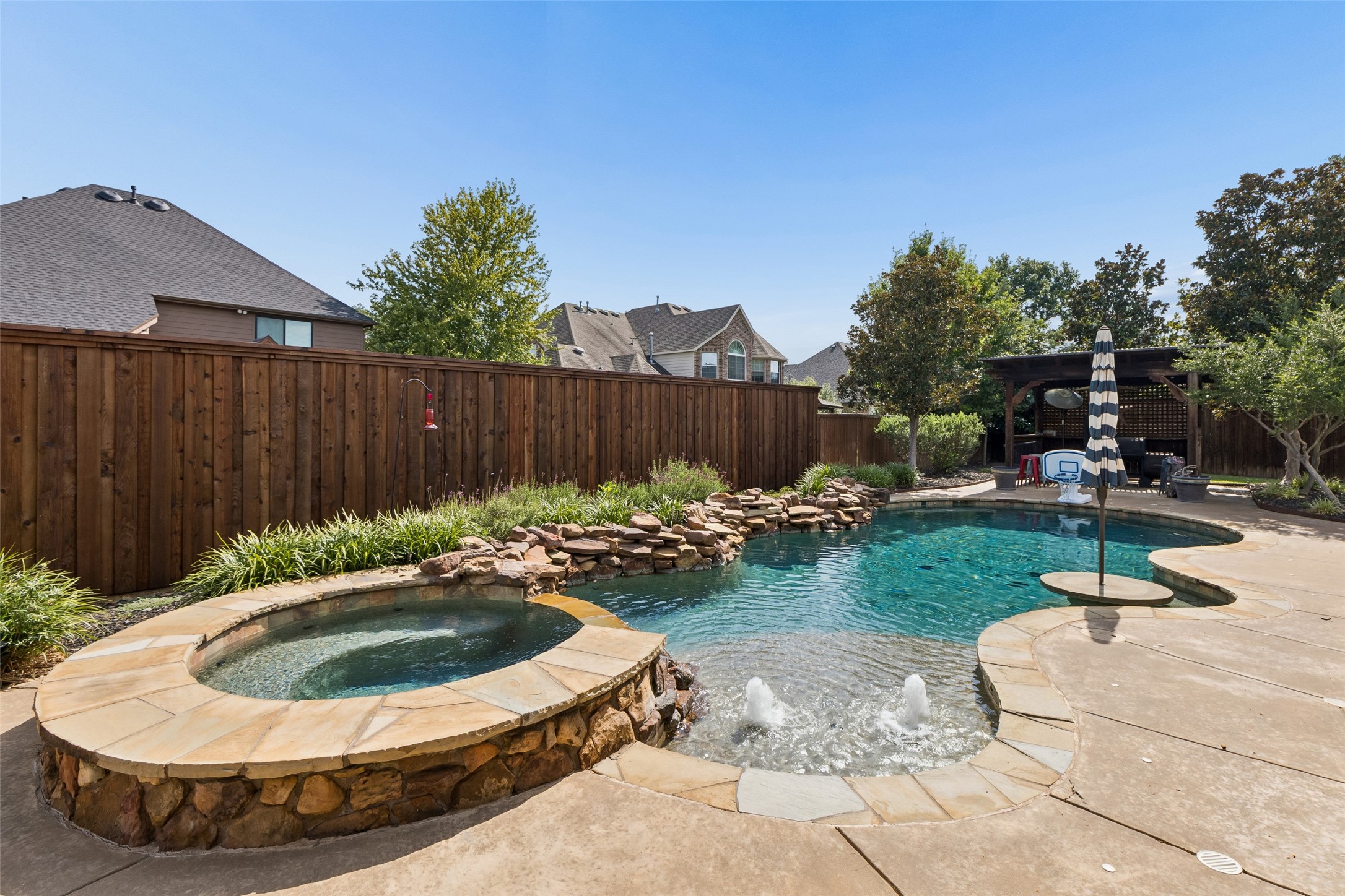 2418 Rosebury Lane