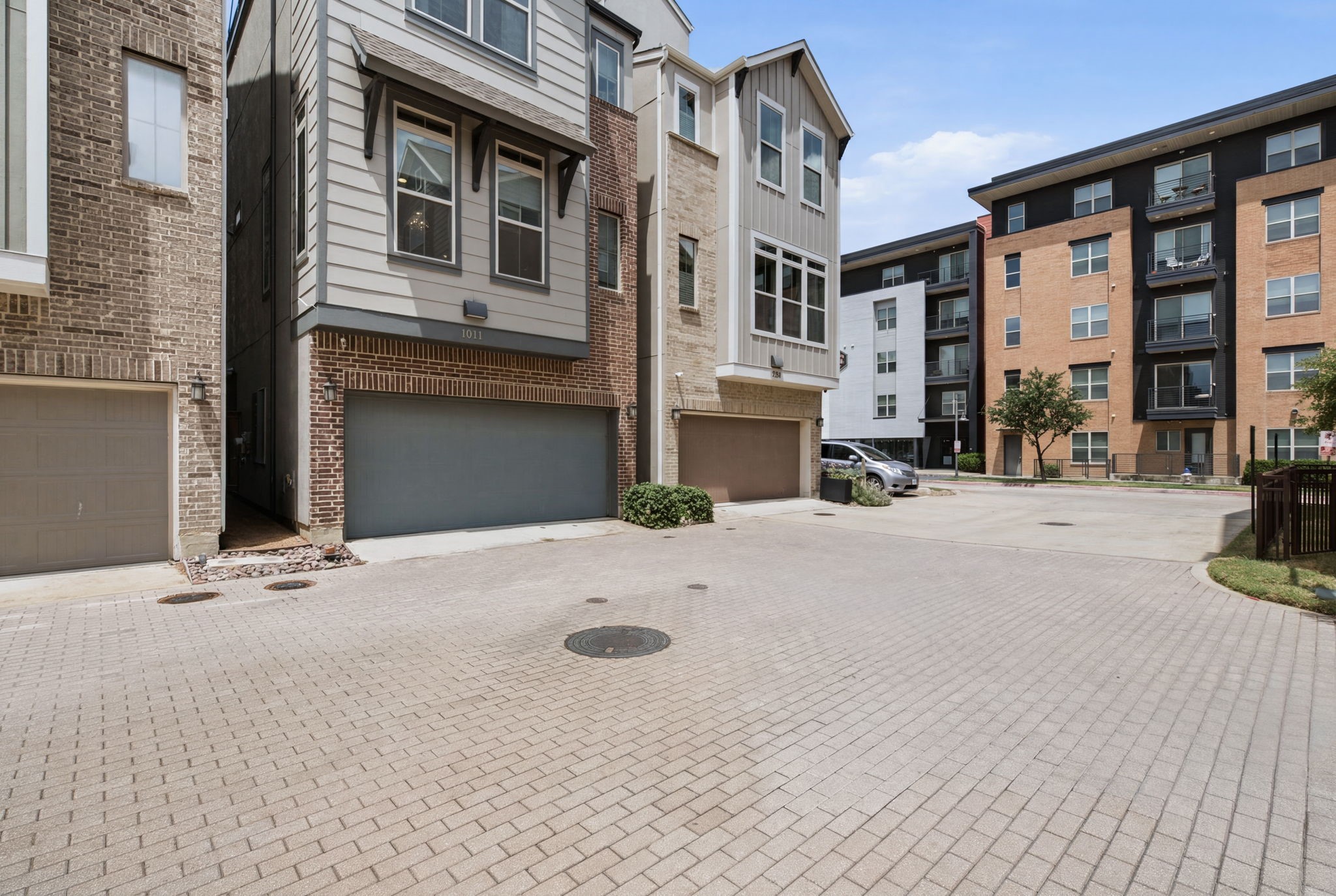 1011 Tea Olive Lane