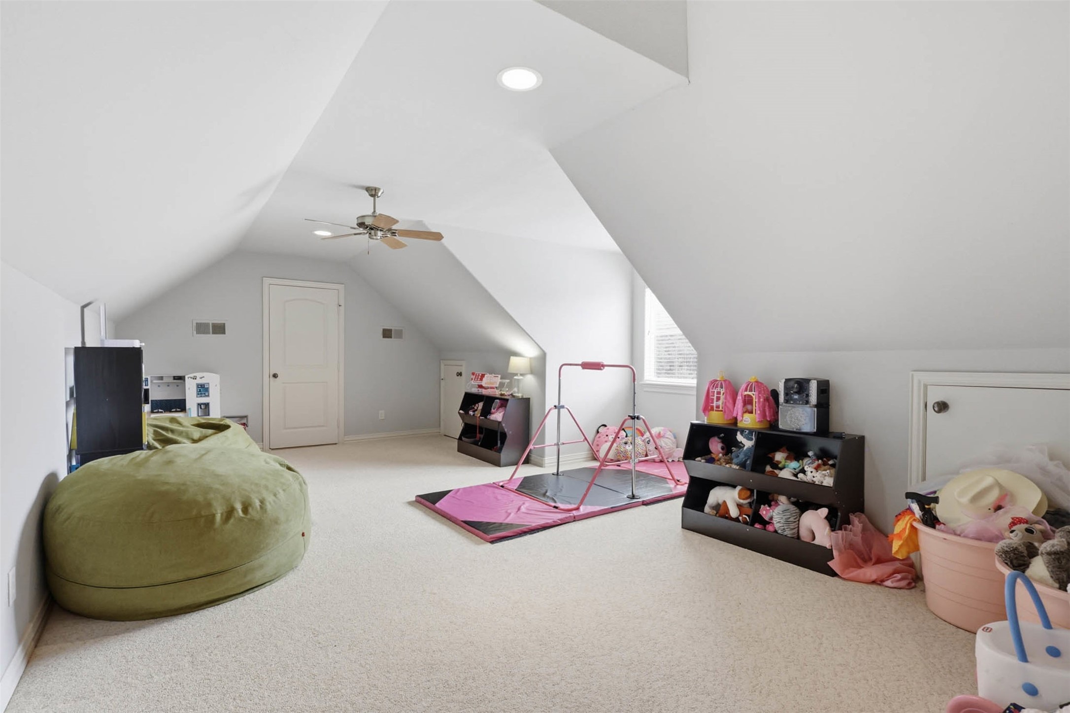 600 Hickory Court