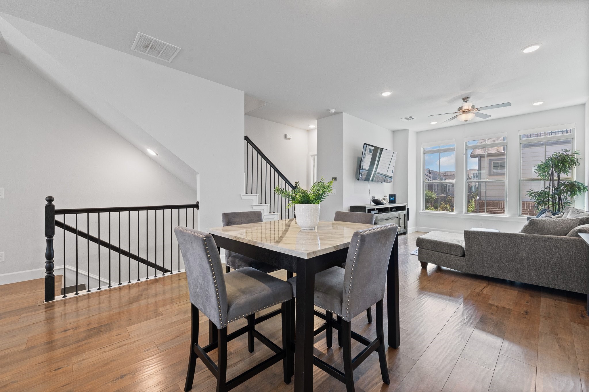 2739 Flowering Peach Lane