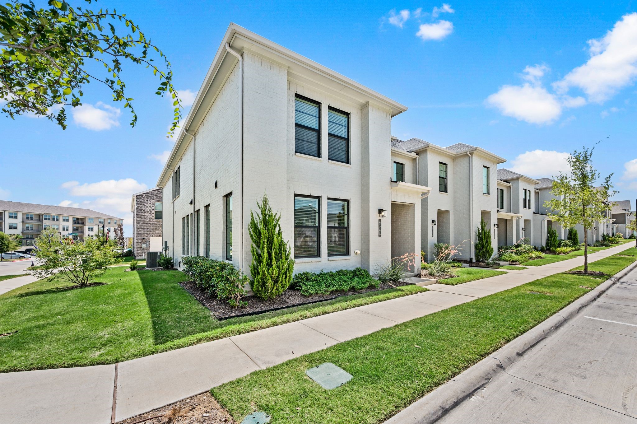 4348 James Street