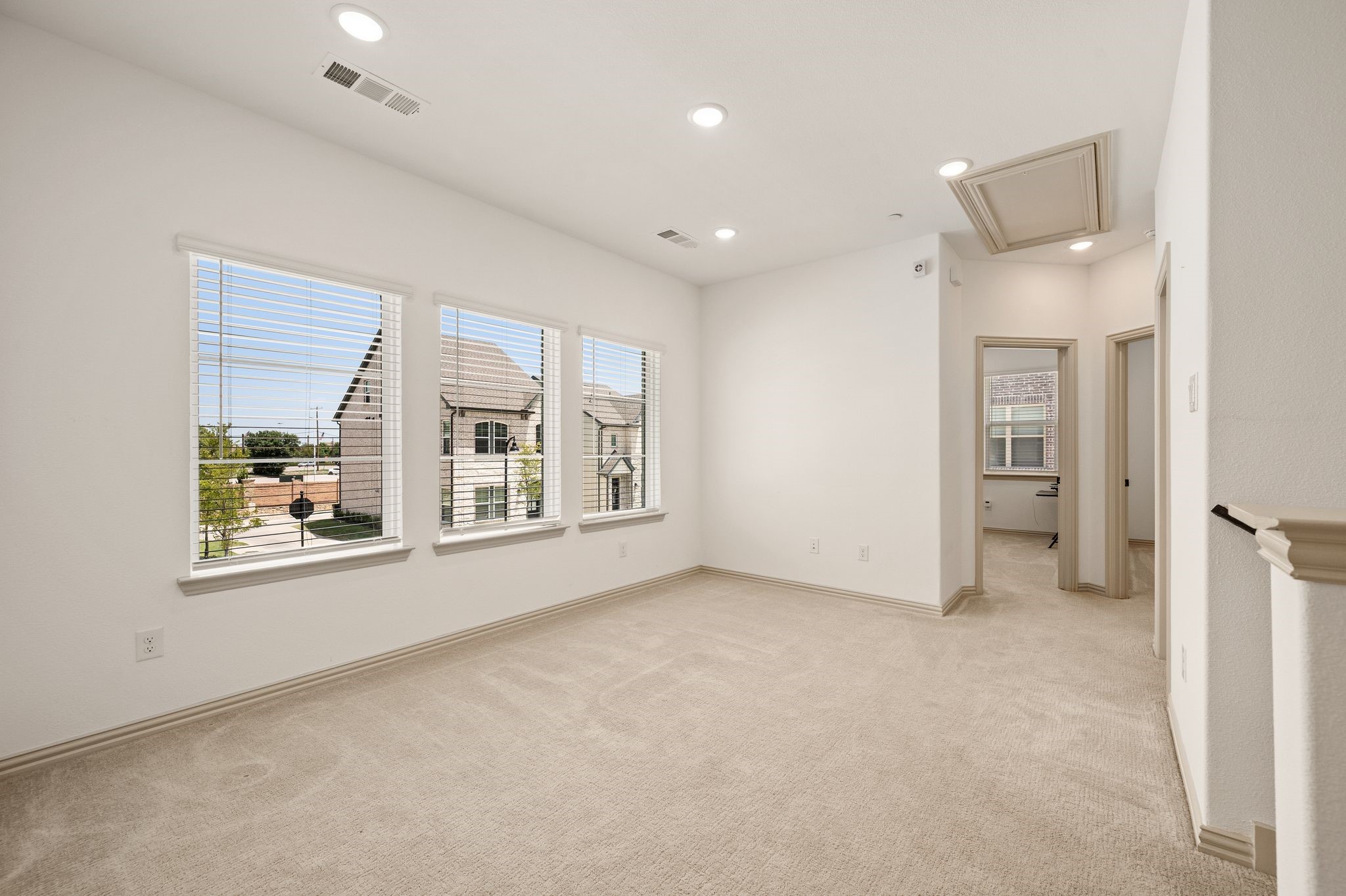 4348 James Street