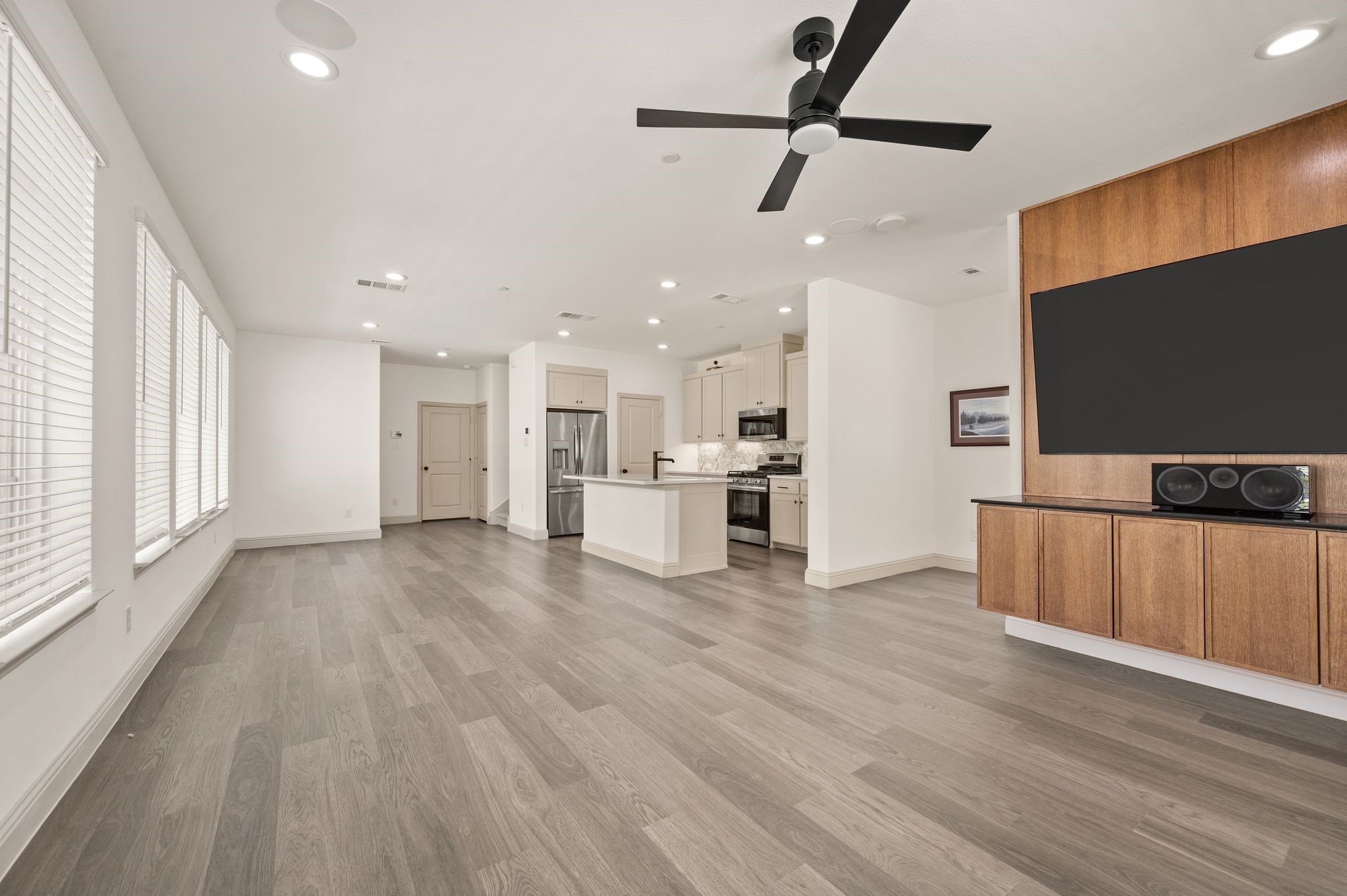 4348 James Street