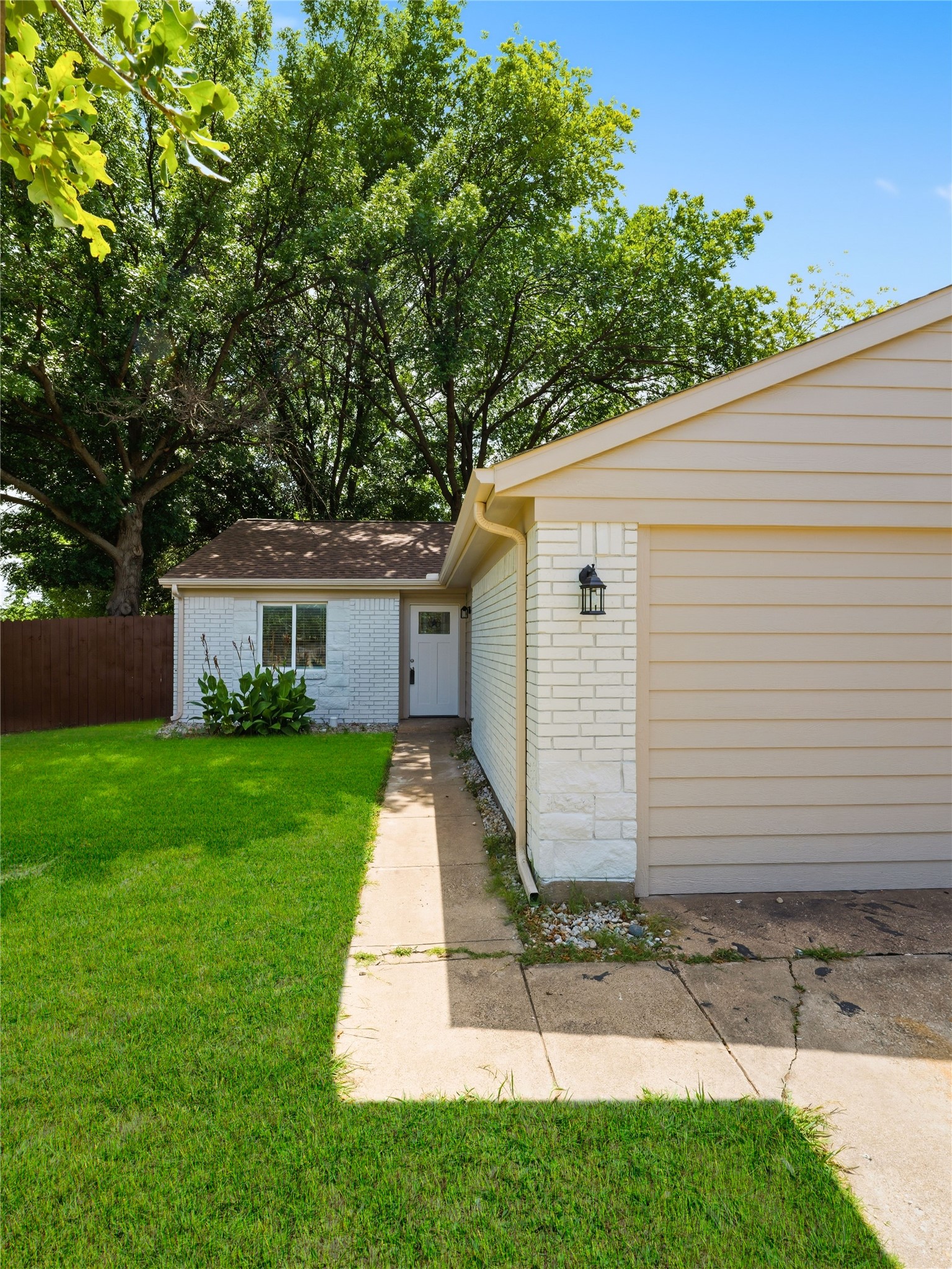 6400 Patino Court