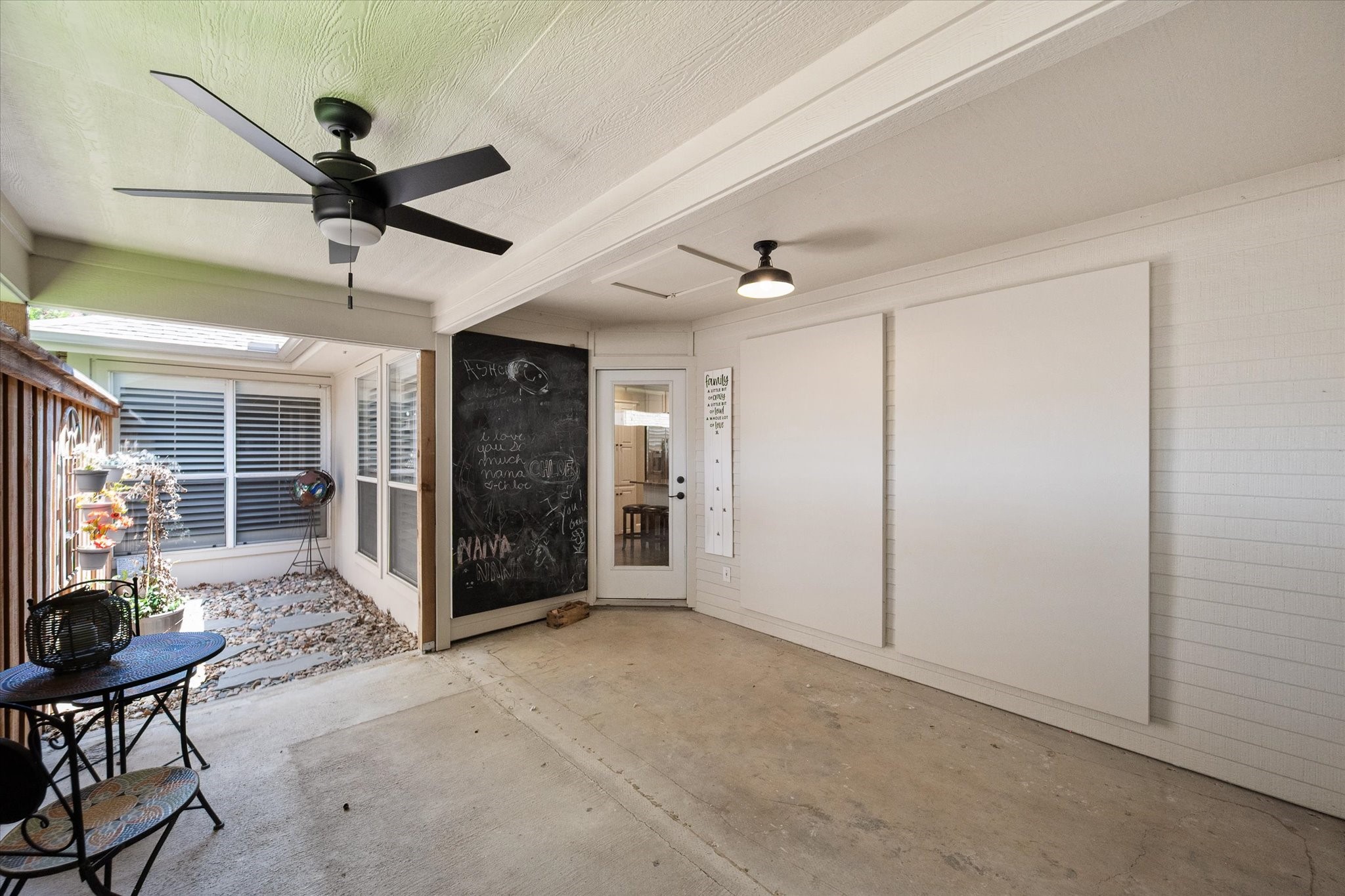1239 Falcon Trail