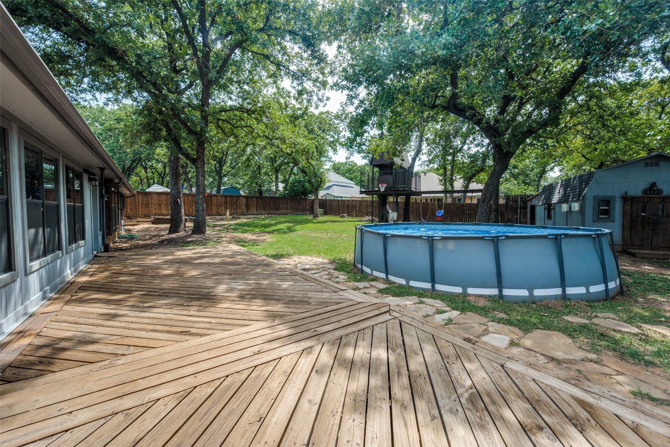 7809 Miracle Lane