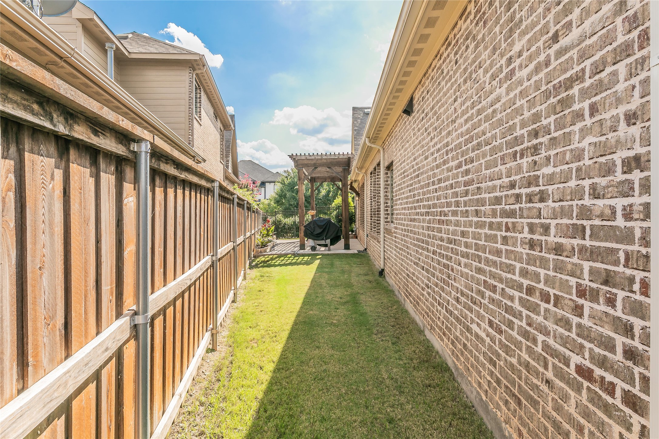 3903 Plum Vista Place