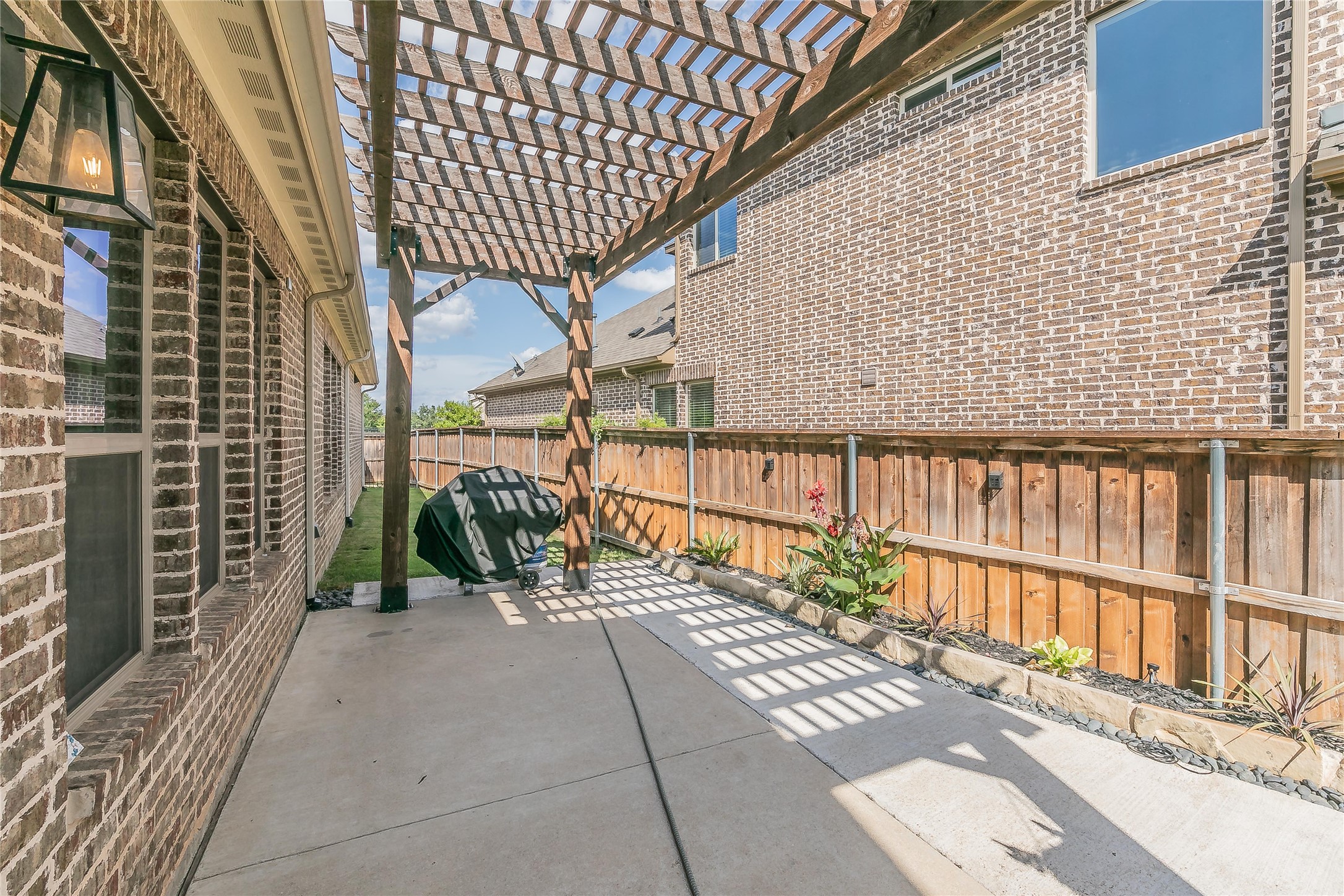 3903 Plum Vista Place