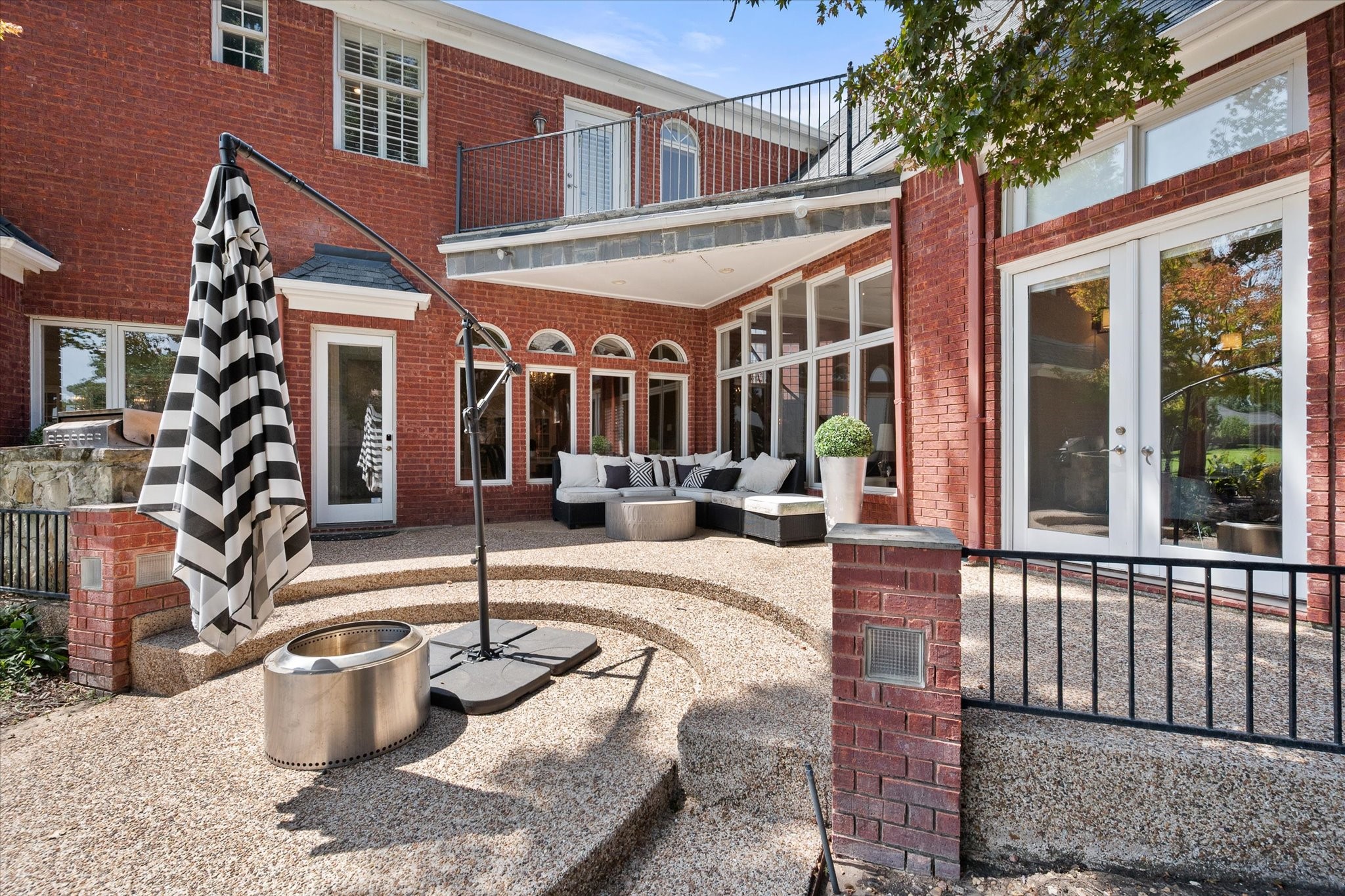 1405 Bentley Court