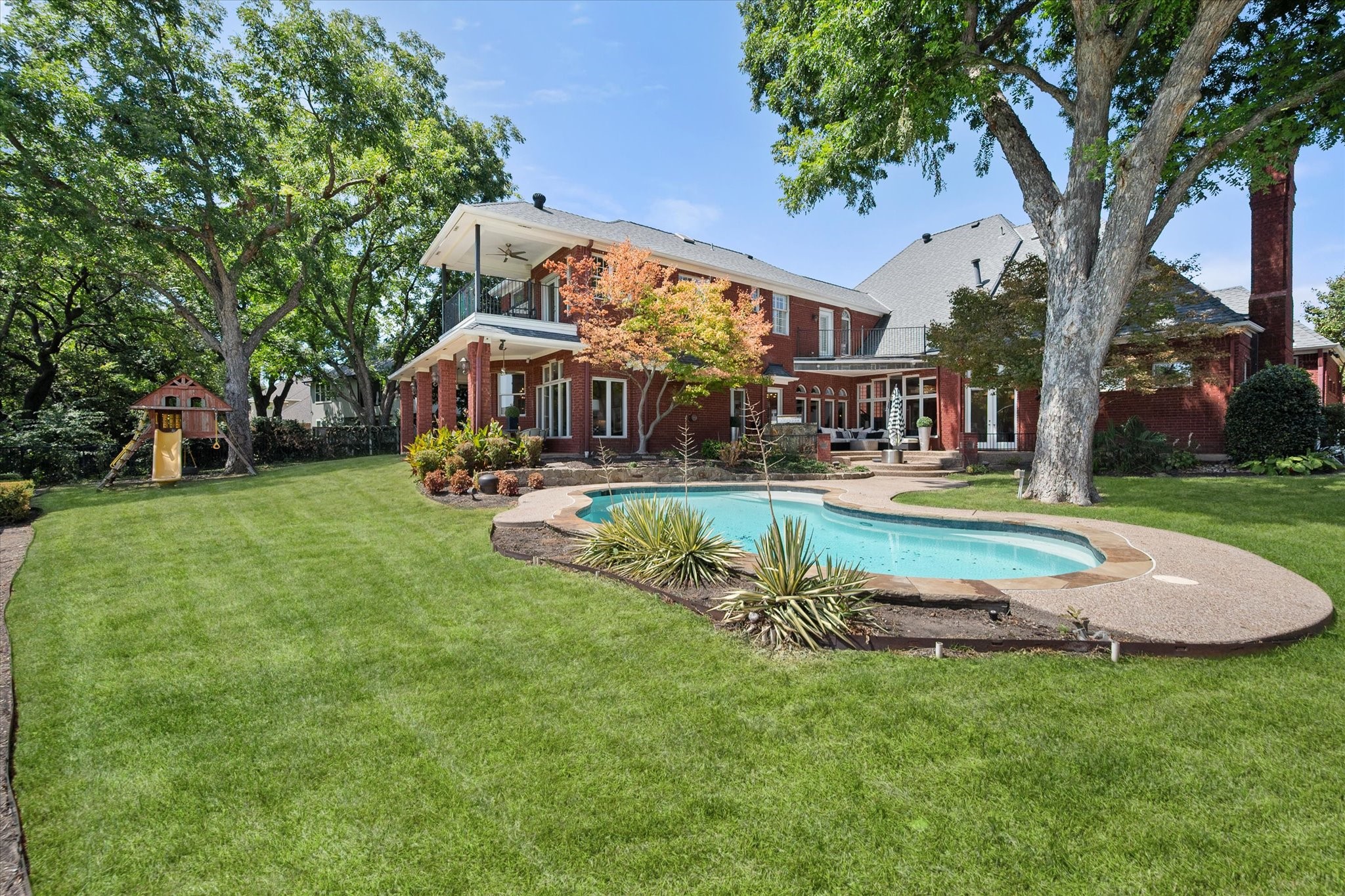 1405 Bentley Court