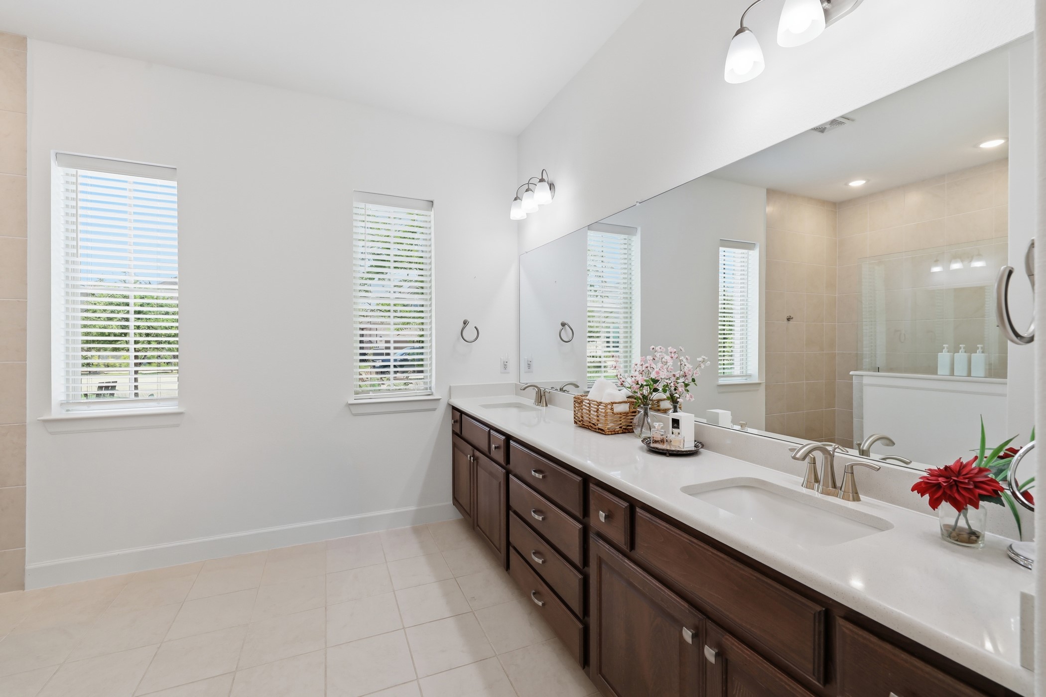 4772 Kings Garden Parkway