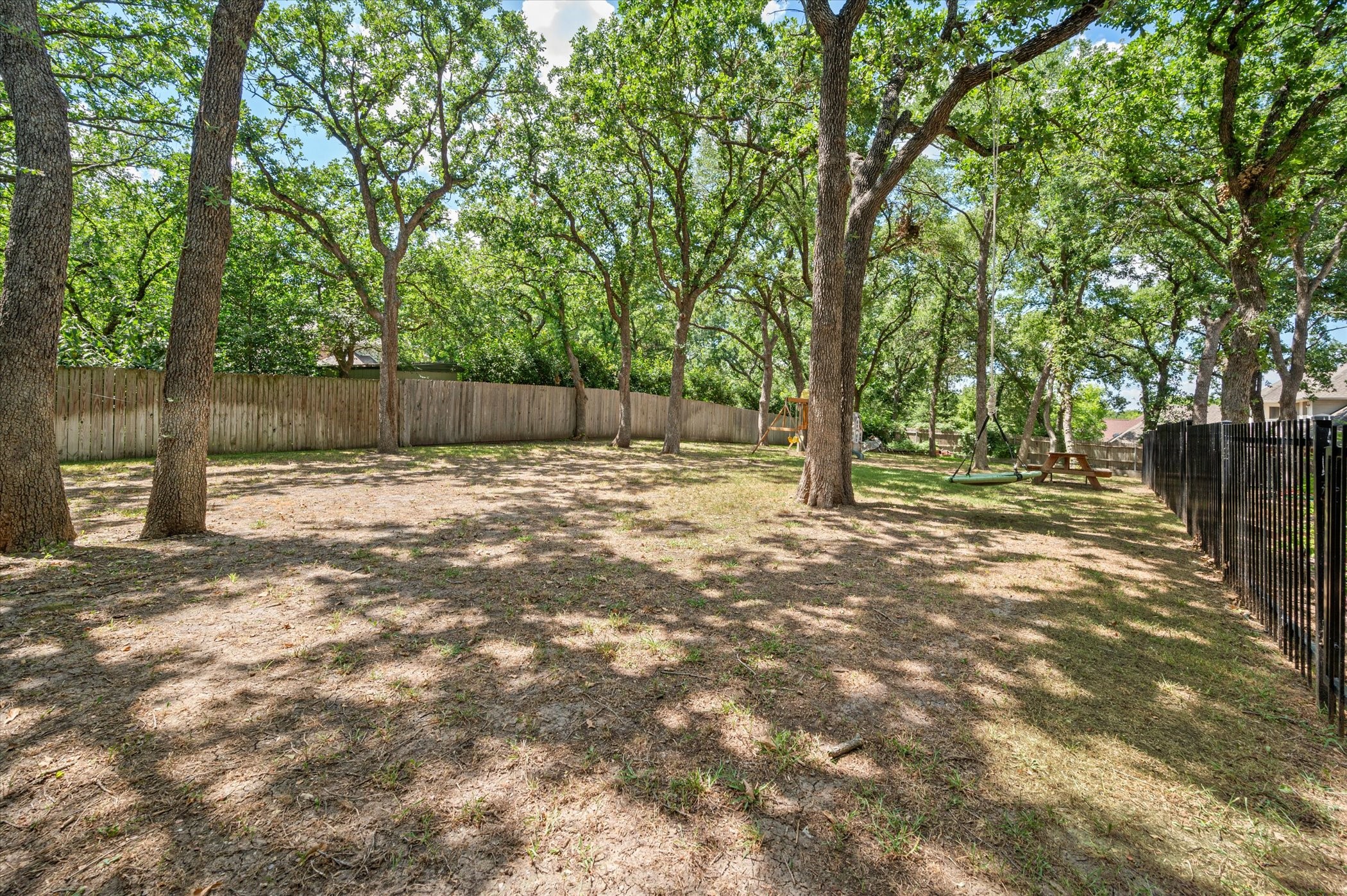 1004 Chimney Hill Trail