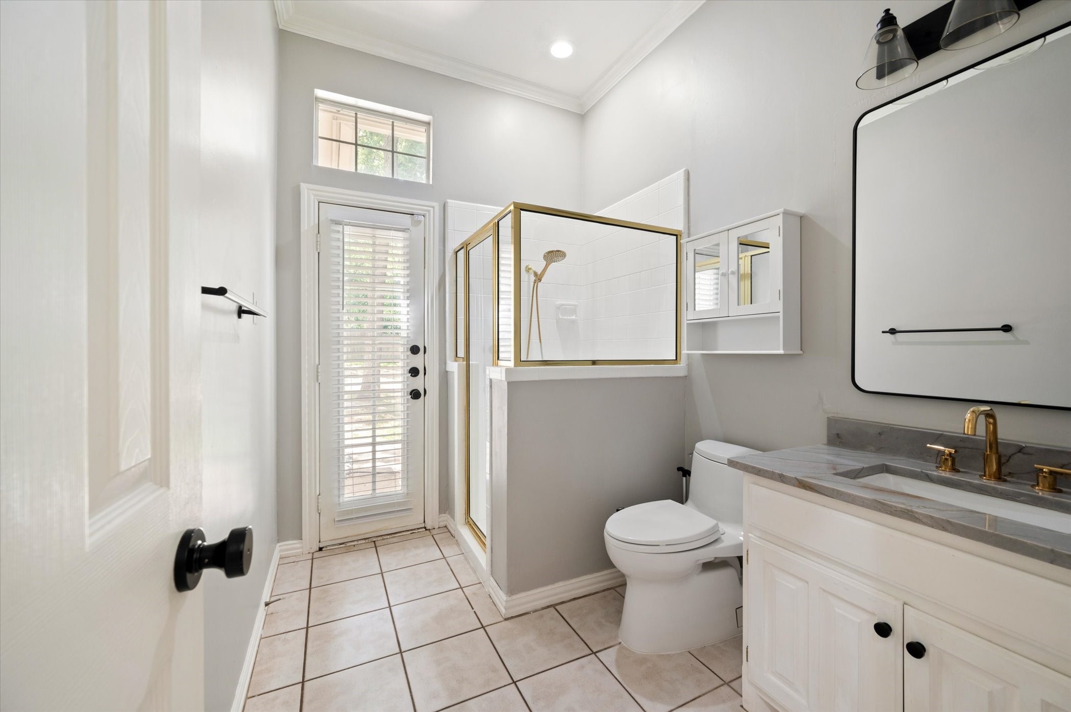 1004 Chimney Hill Trail