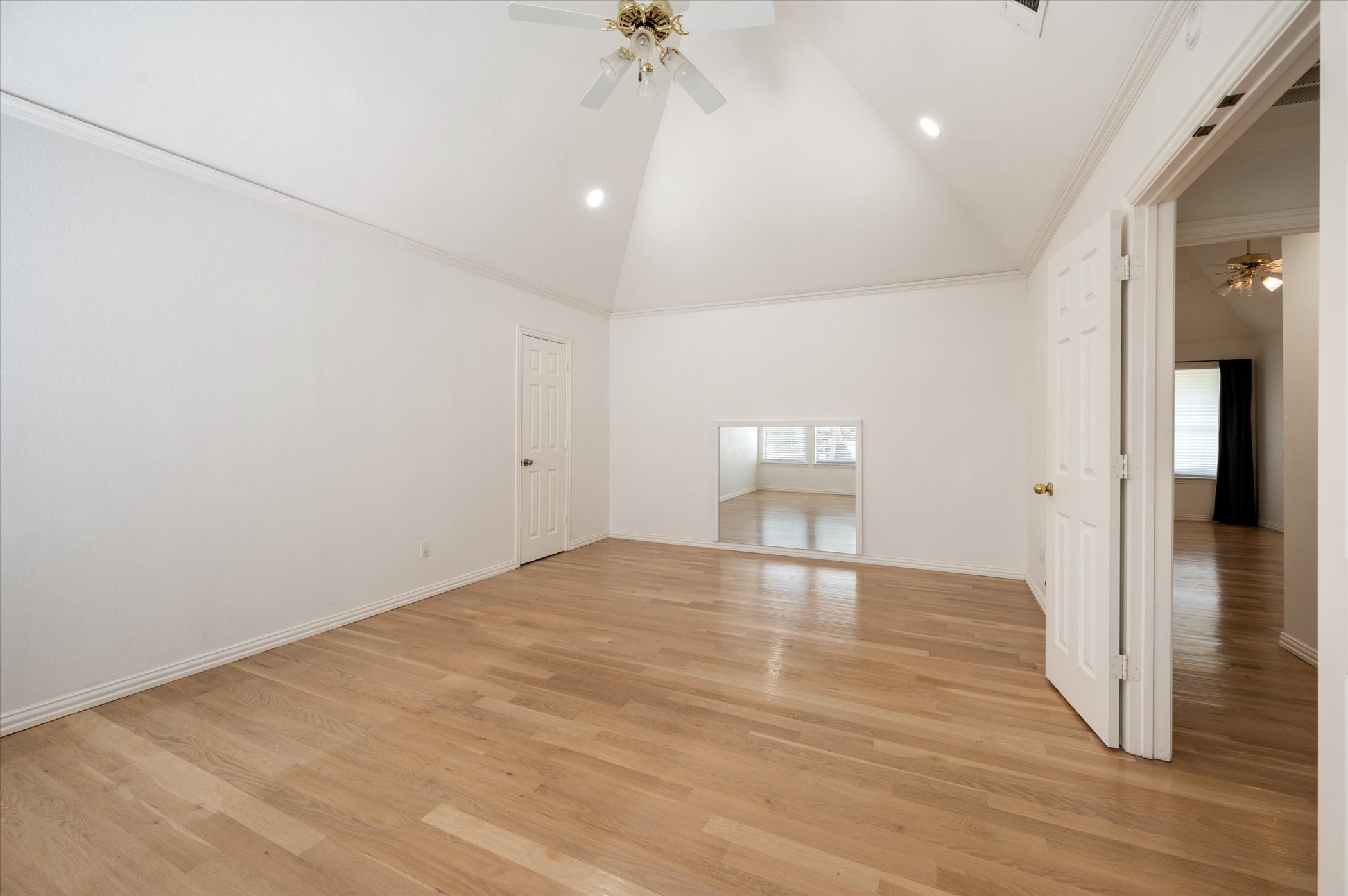 1004 Chimney Hill Trail