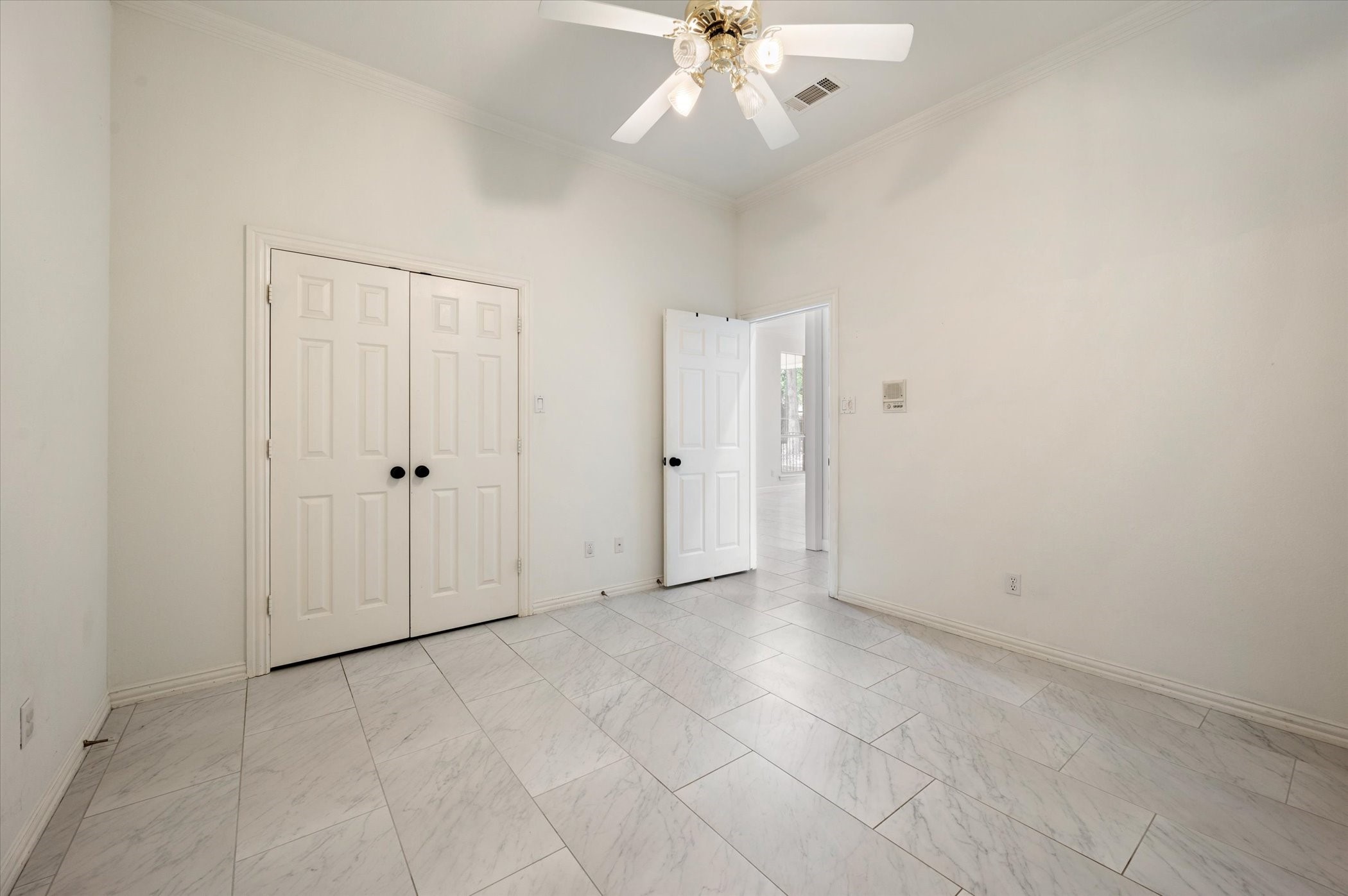 1004 Chimney Hill Trail